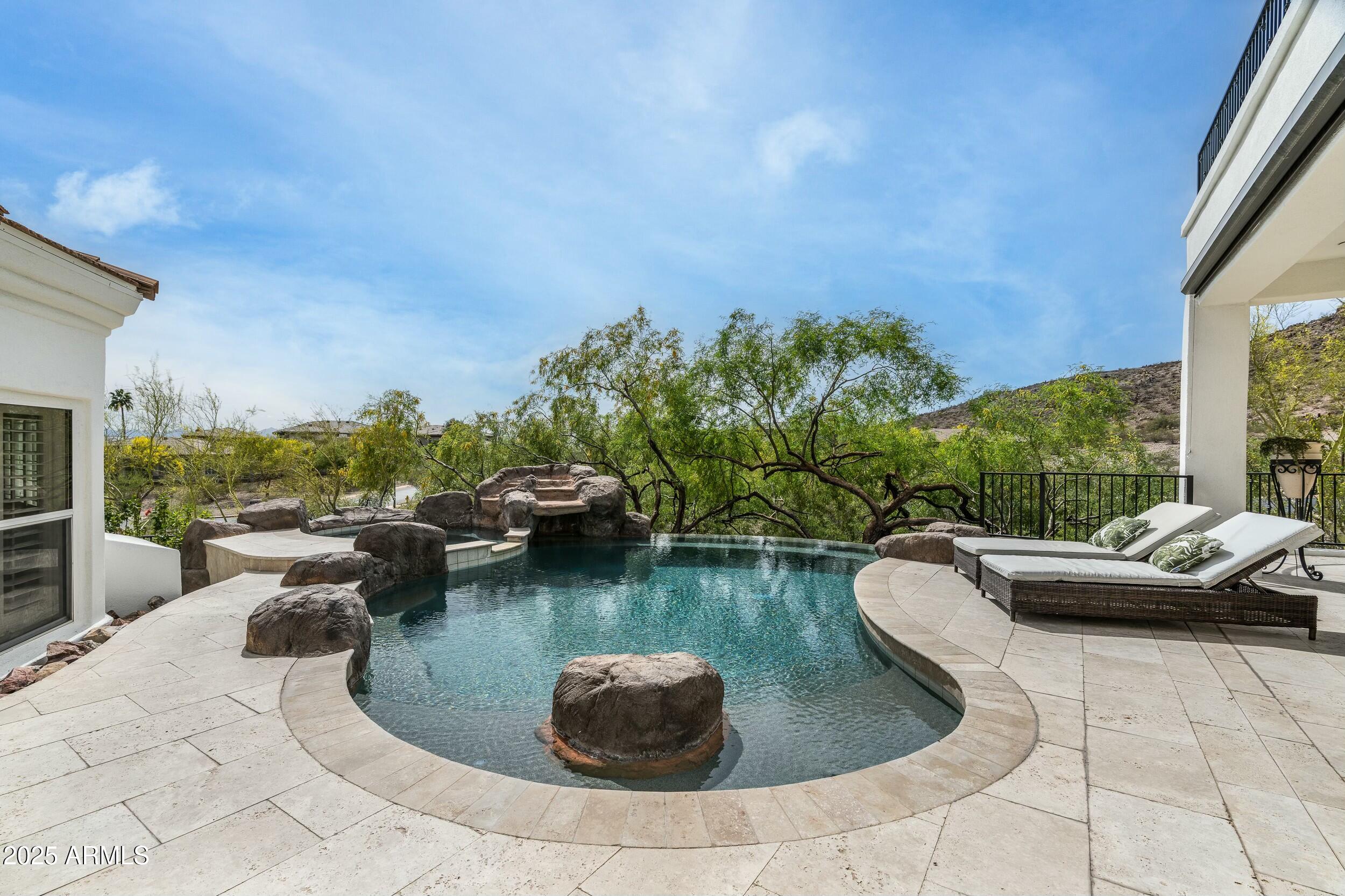 6556 N ARIZONA BILTMORE Circle
