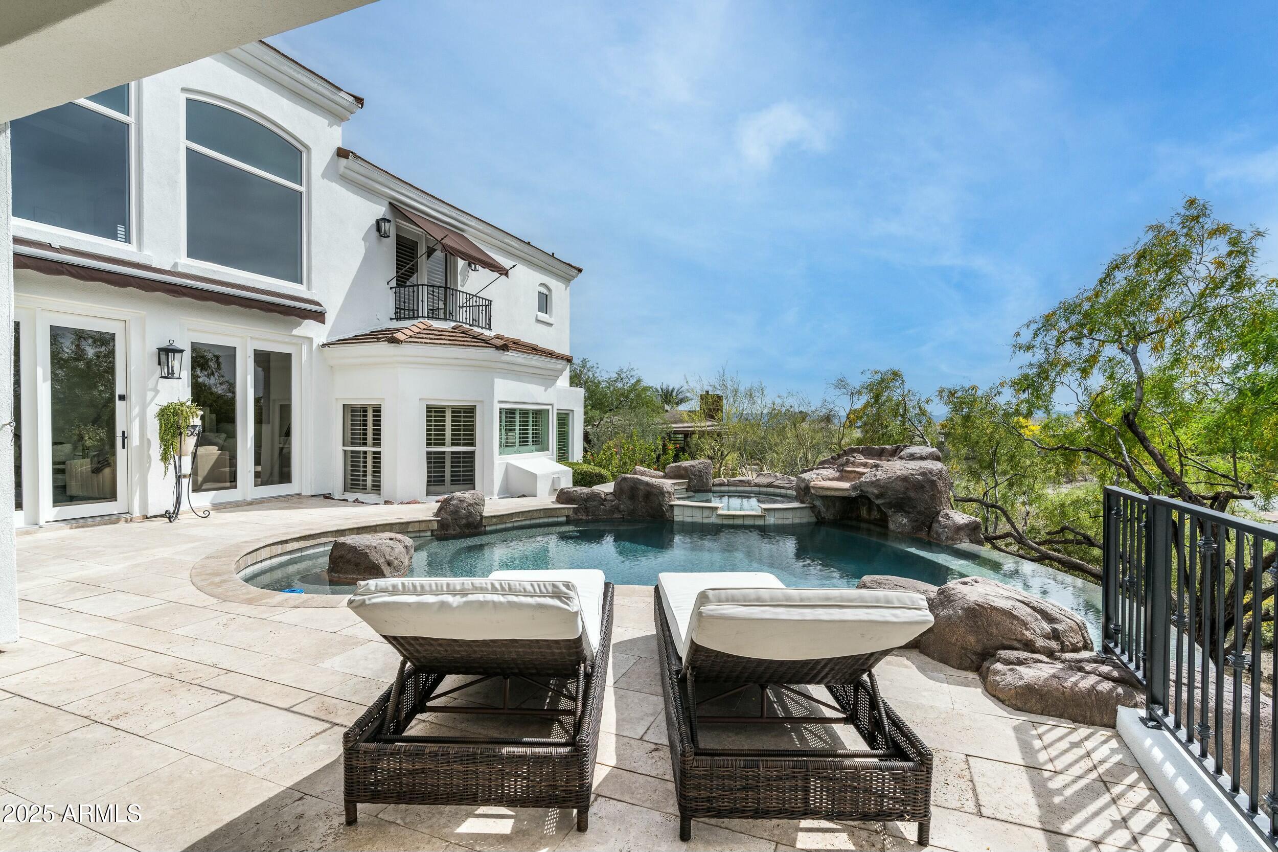 6556 N ARIZONA BILTMORE Circle