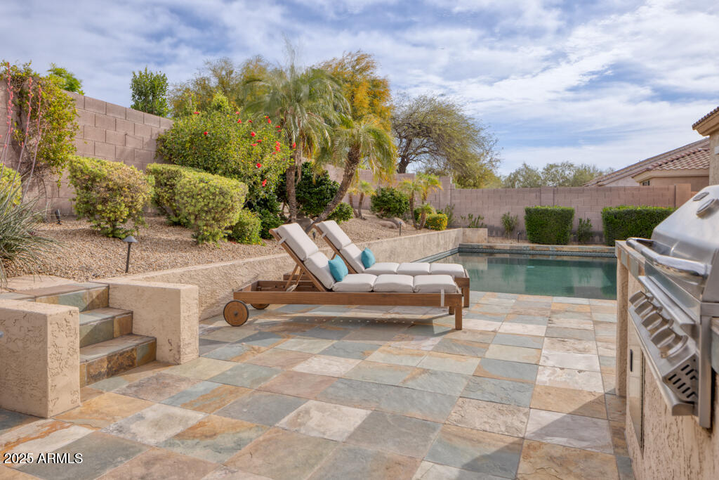 7356 E WHISTLING WIND Way