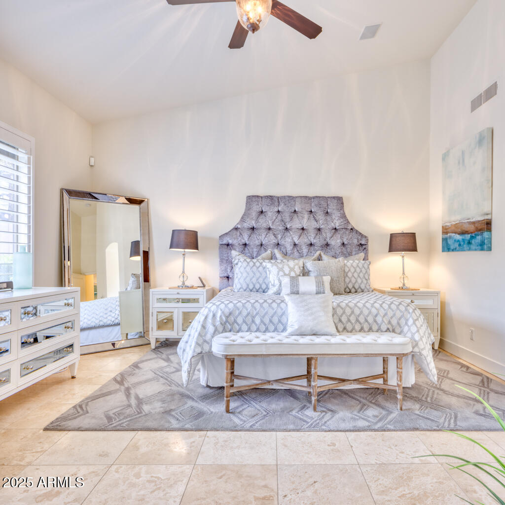 7356 E WHISTLING WIND Way