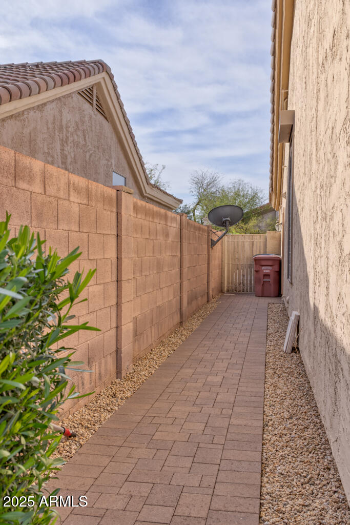 7356 E WHISTLING WIND Way