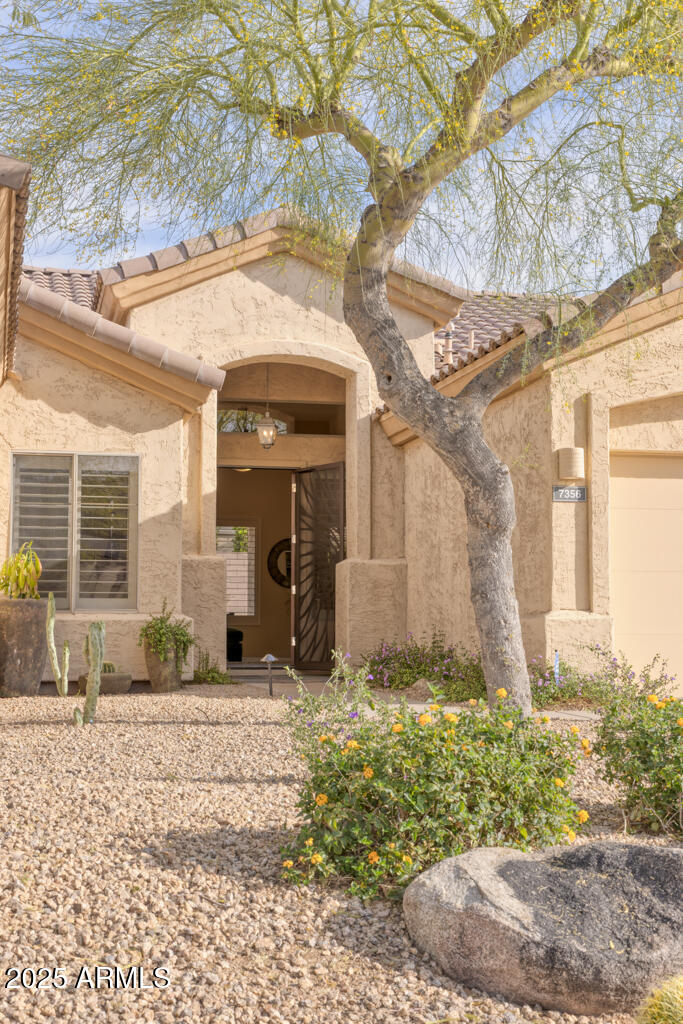 7356 E WHISTLING WIND Way