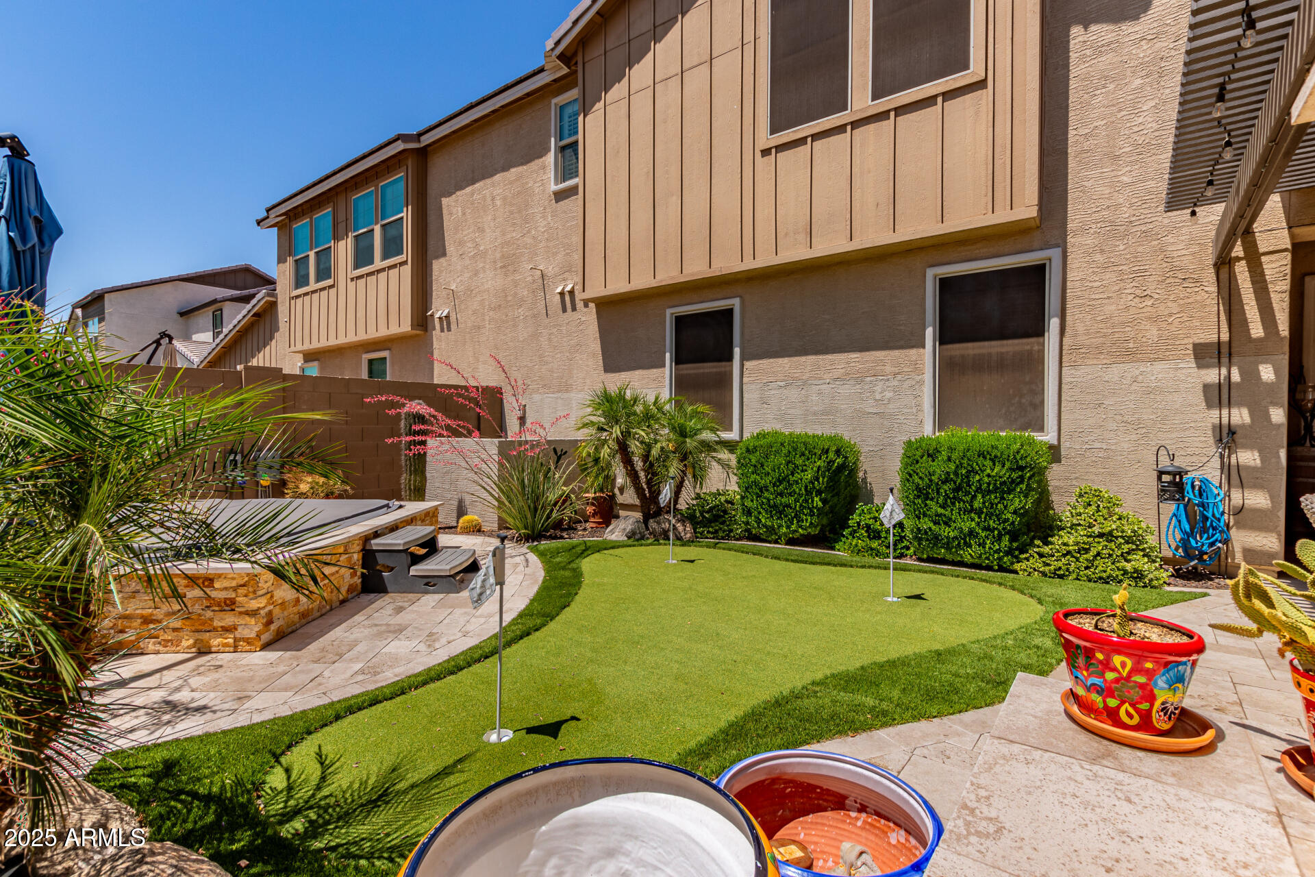 1931 E LANTANA Drive