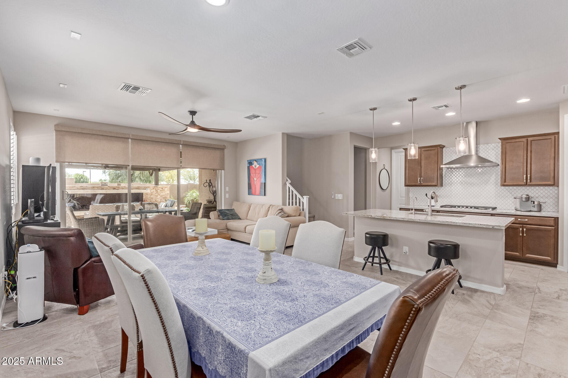 1931 E LANTANA Drive