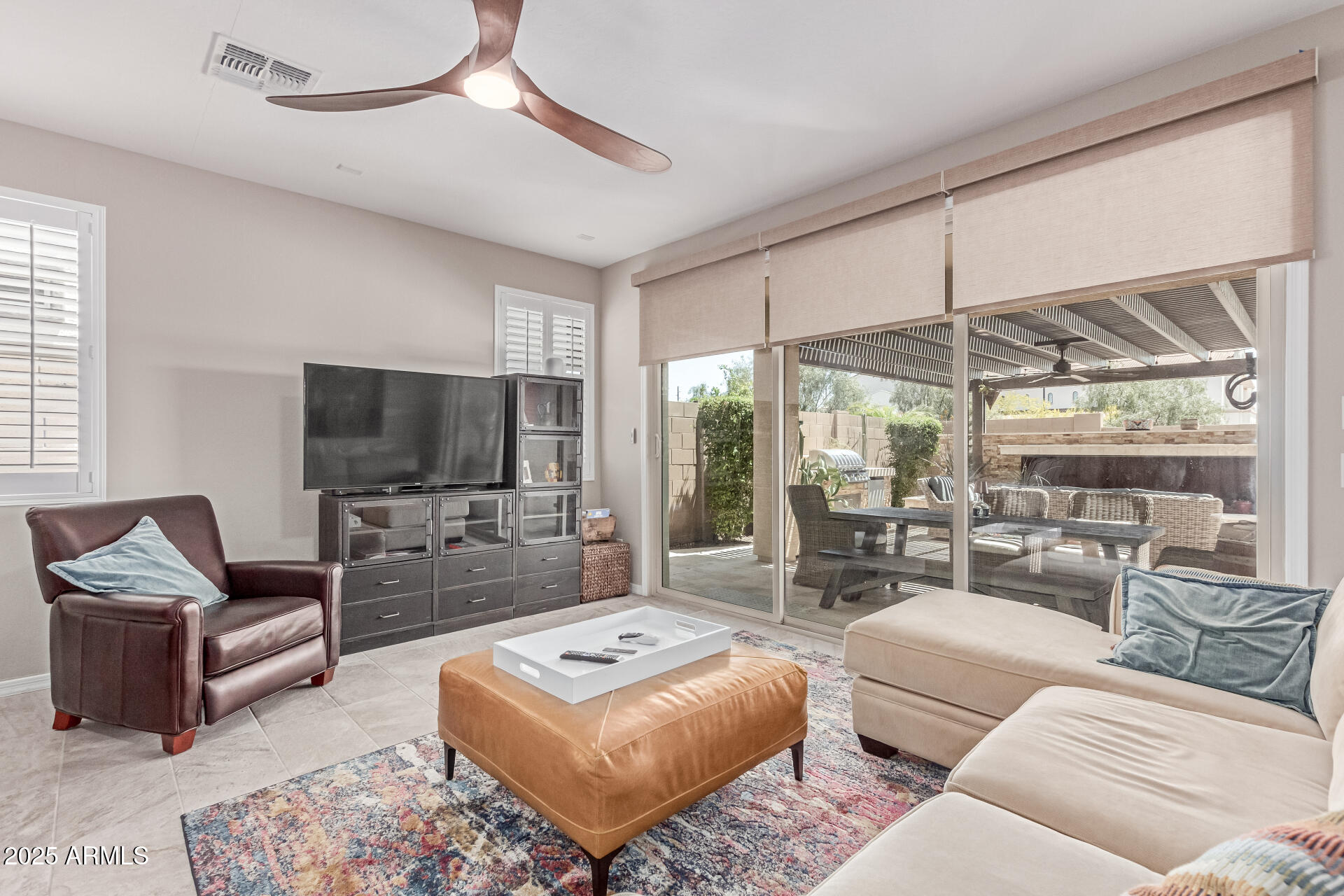 1931 E LANTANA Drive