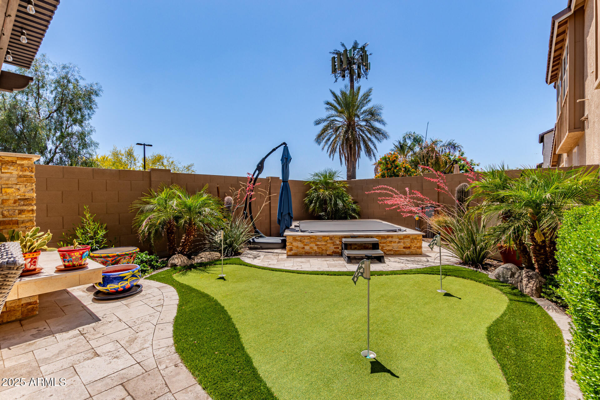 1931 E LANTANA Drive
