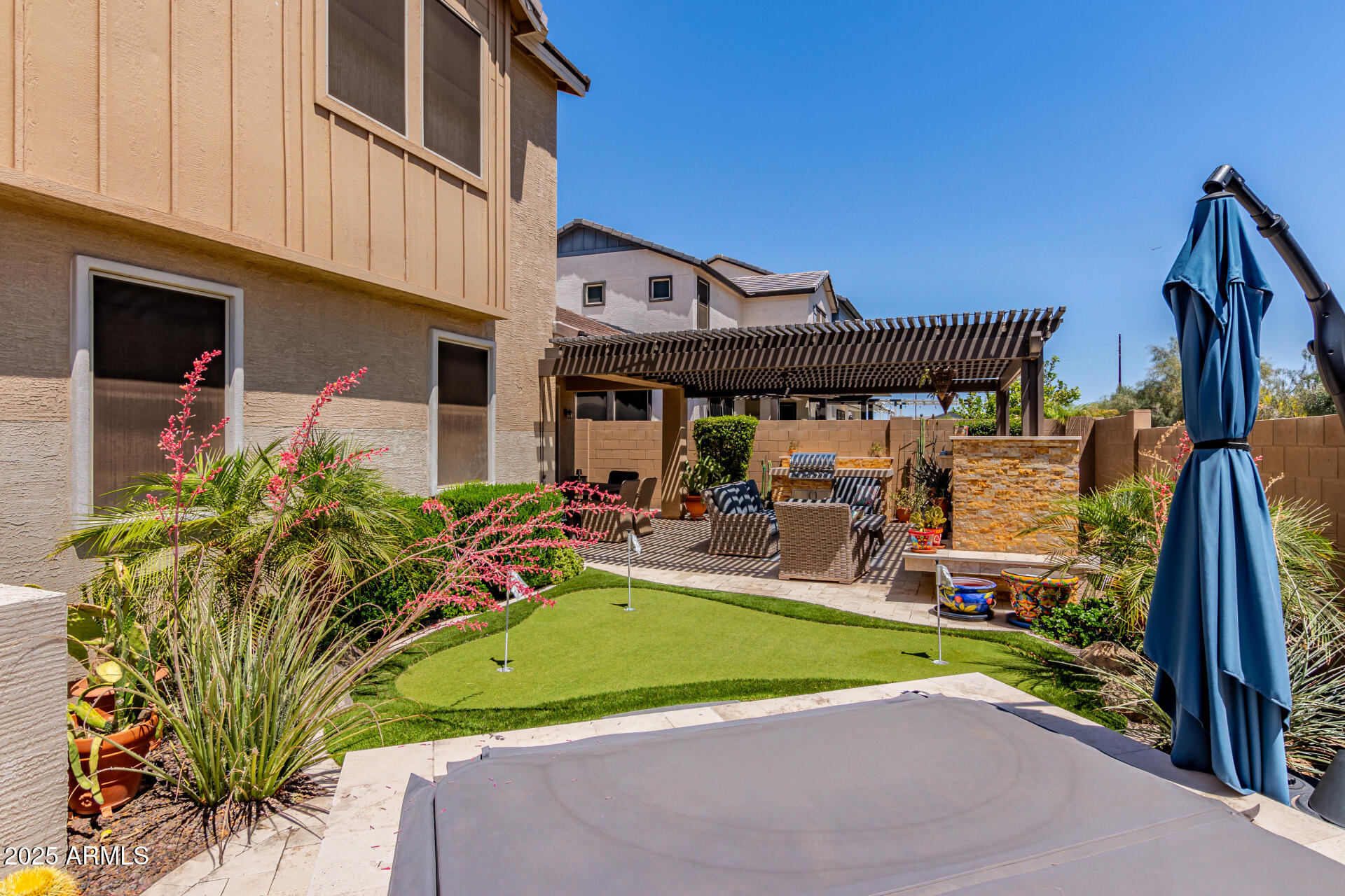 1931 E LANTANA Drive