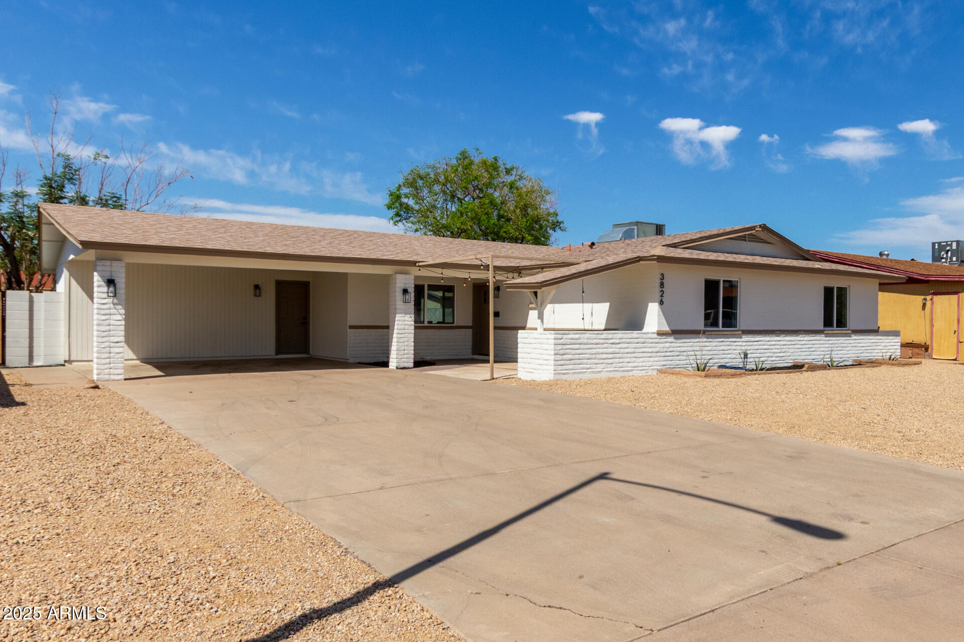 3826 W DAVIDSON Lane