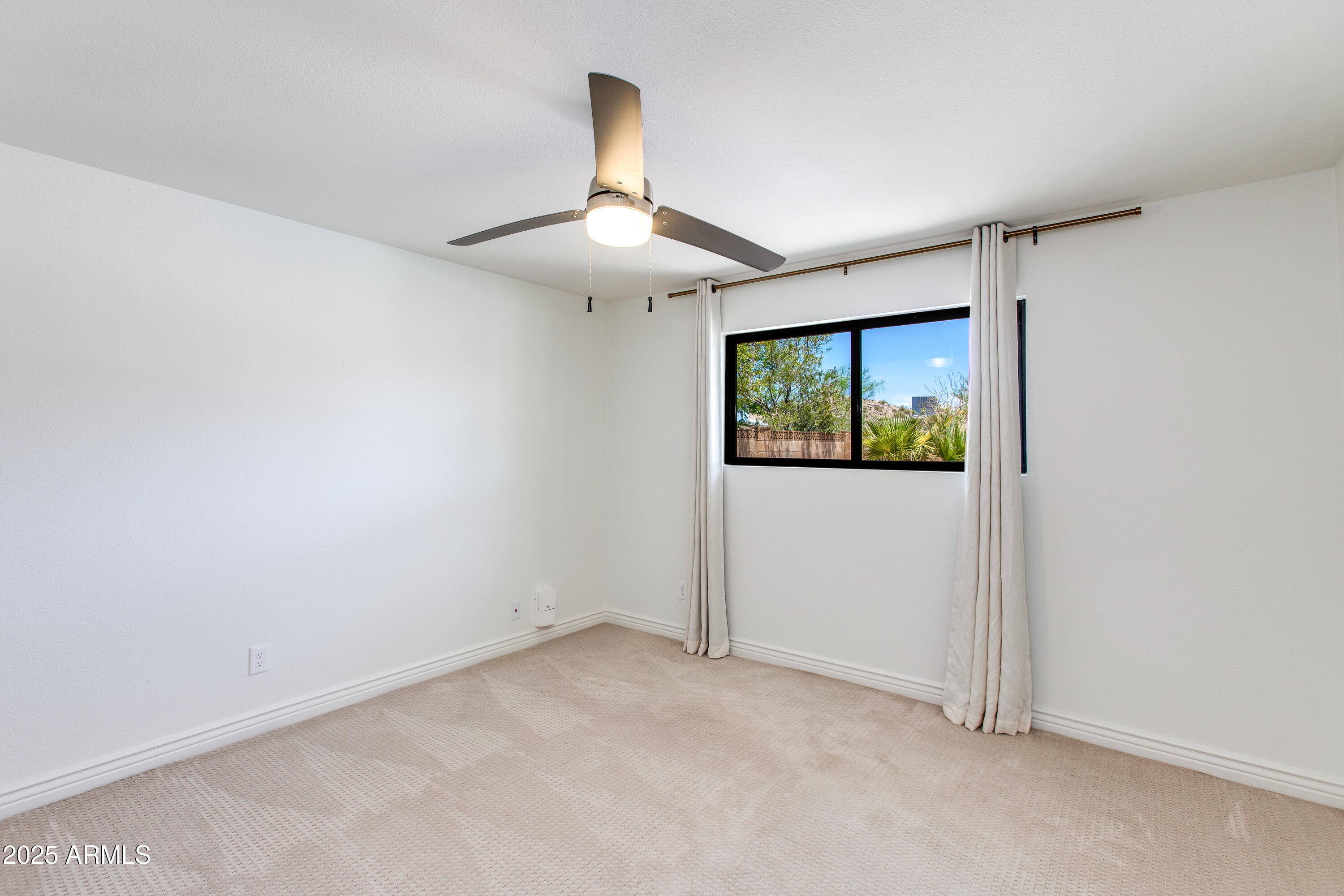 3020 E MISSION Lane