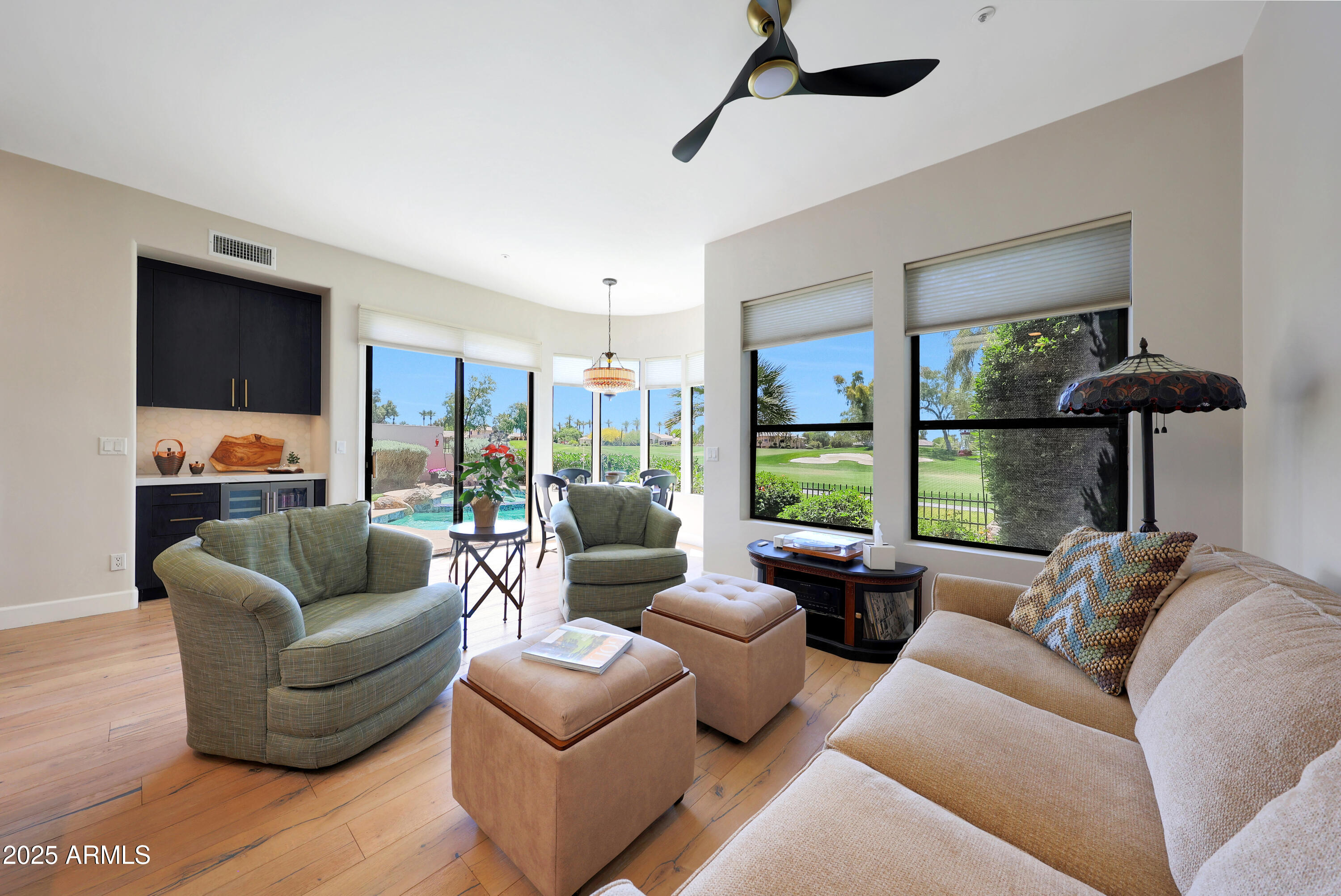 7705 E DOUBLETREE RANCH Road 8