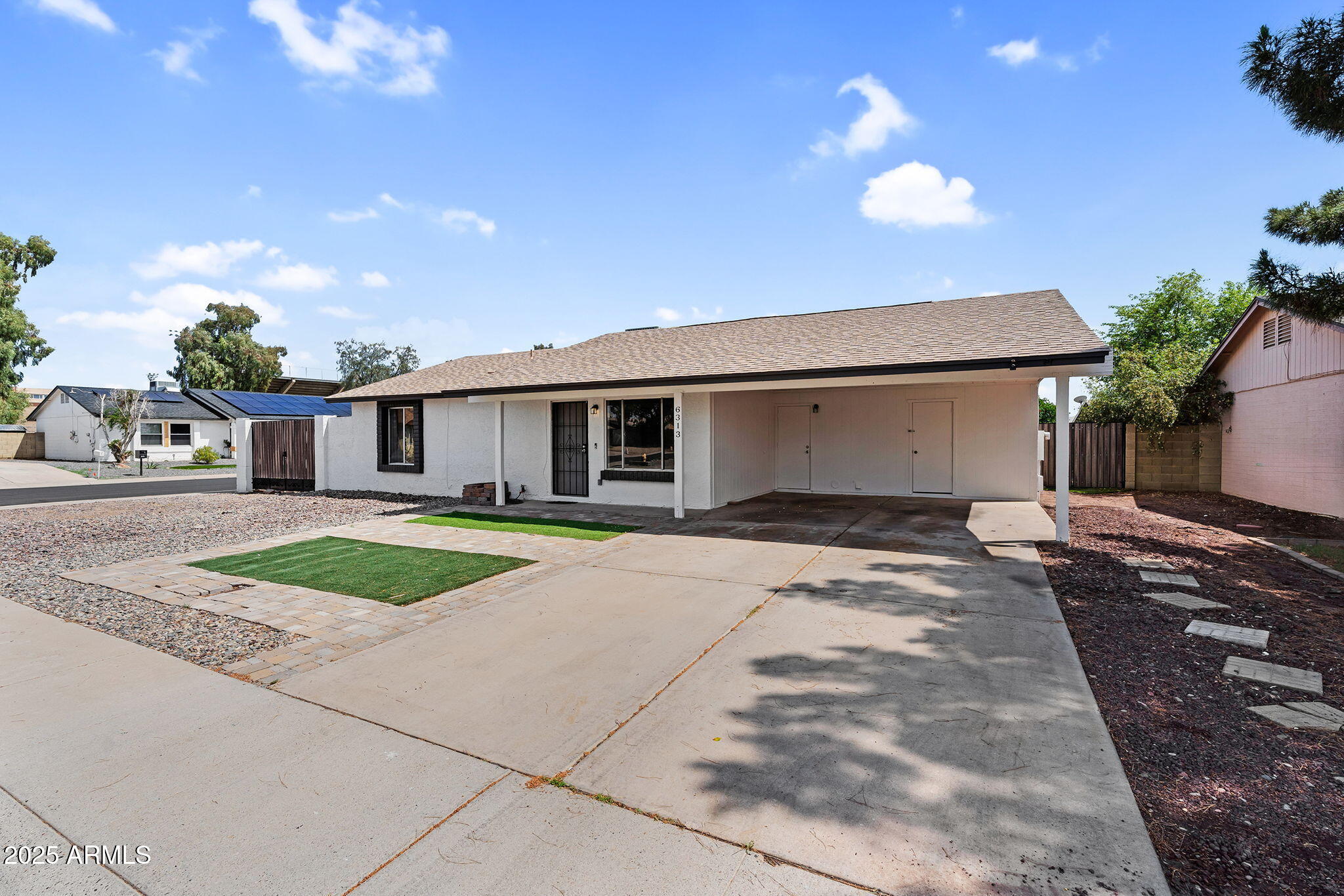 6313 W CAROL Avenue