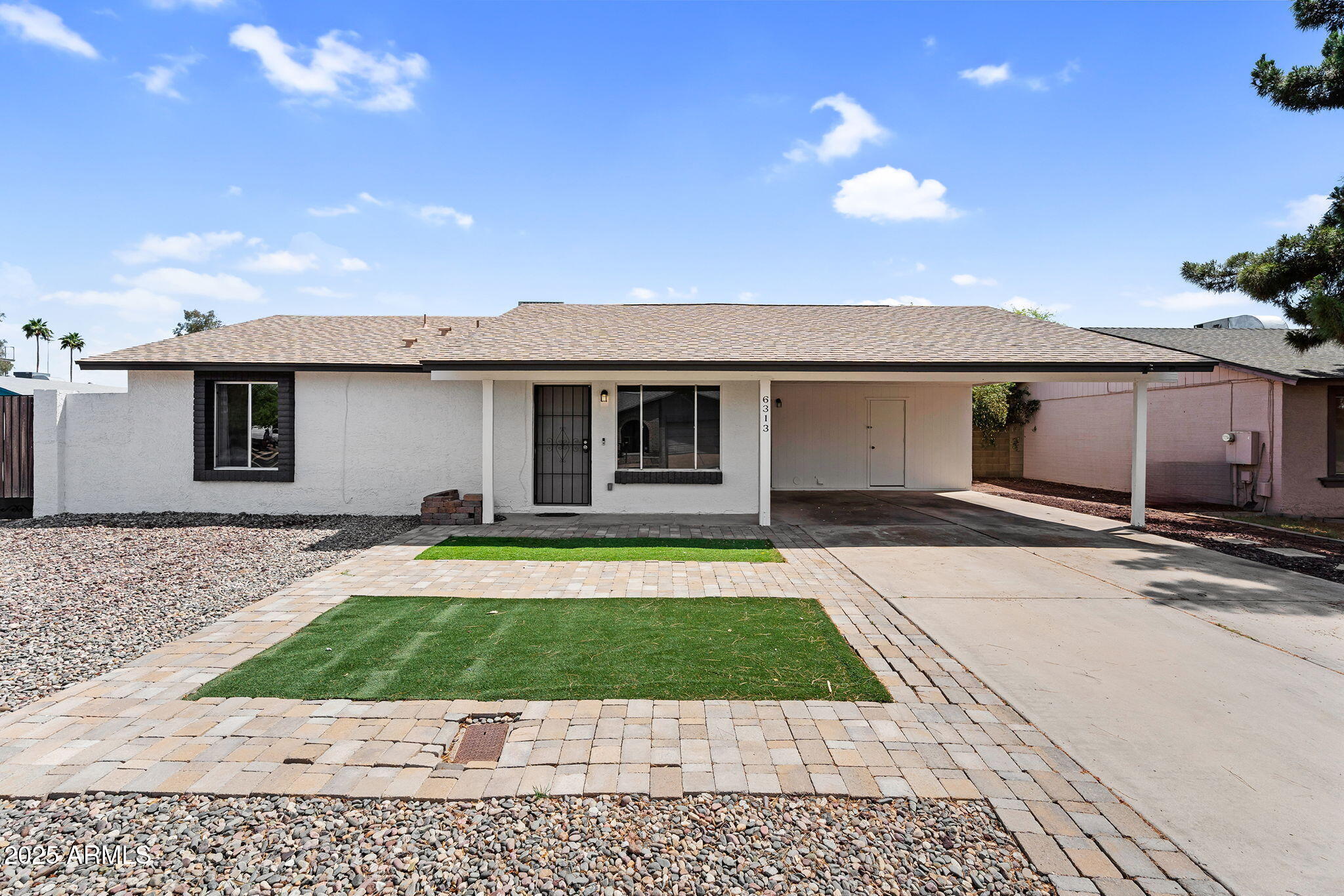 6313 W CAROL Avenue