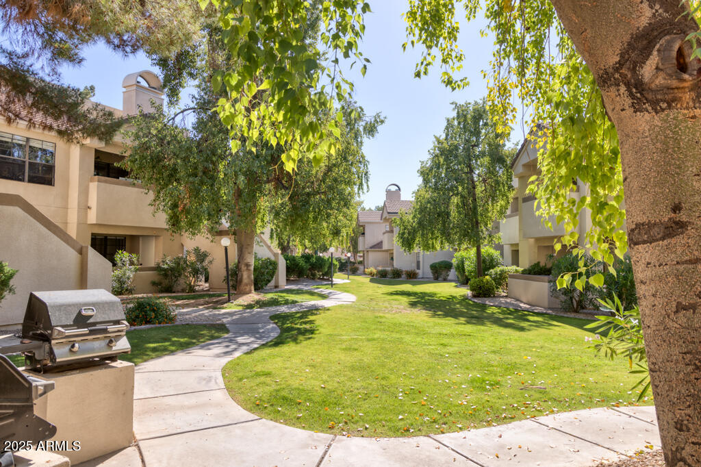 6885 E Cochise Road 129