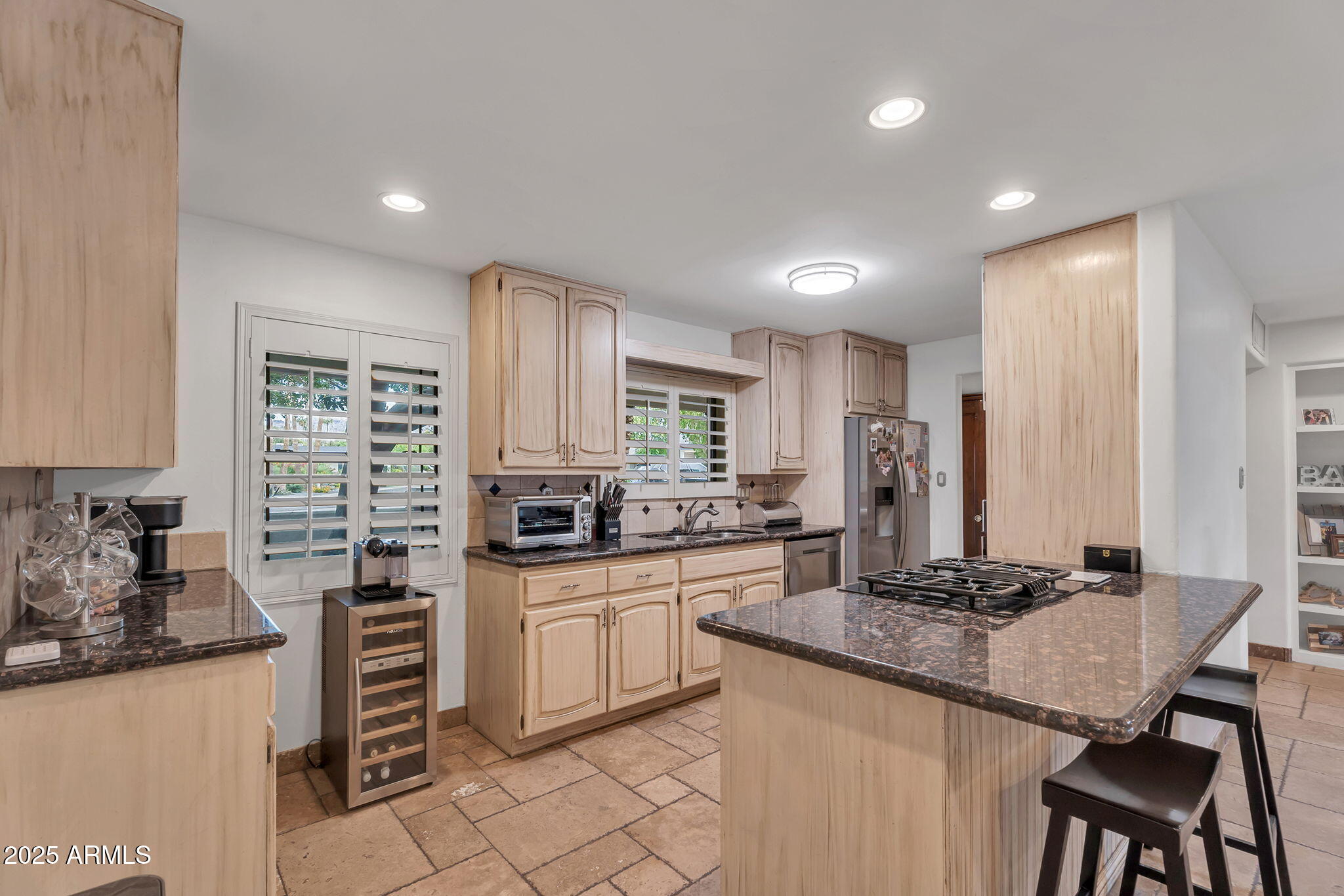 5307 N 32ND Place