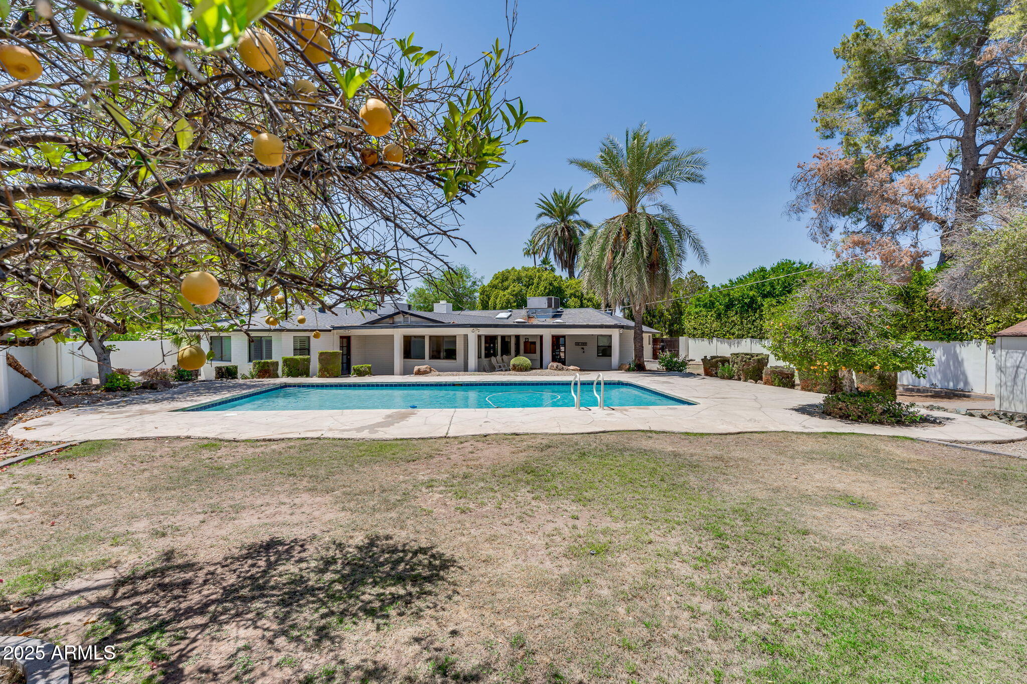 5307 N 32ND Place
