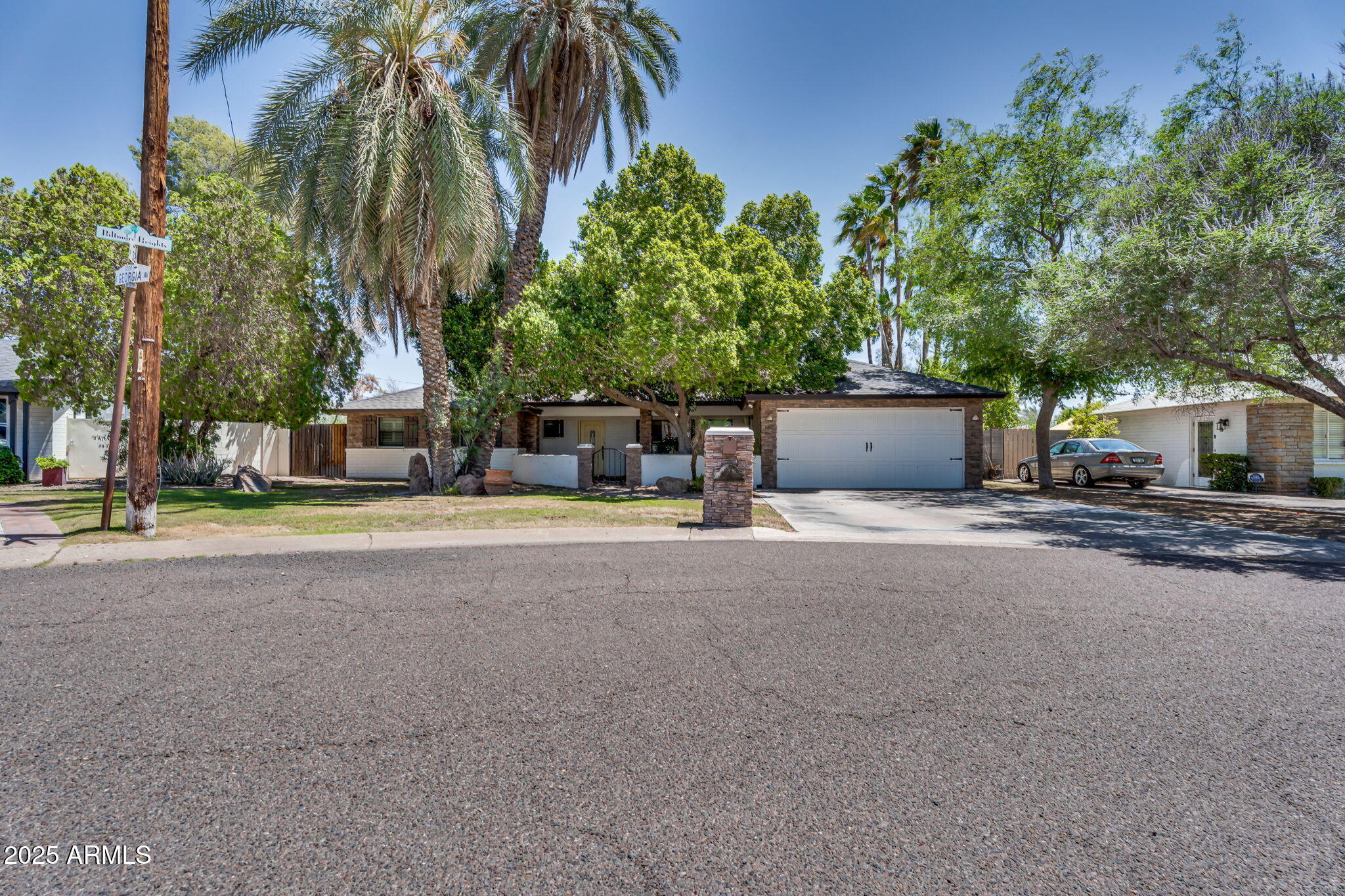 5307 N 32ND Place