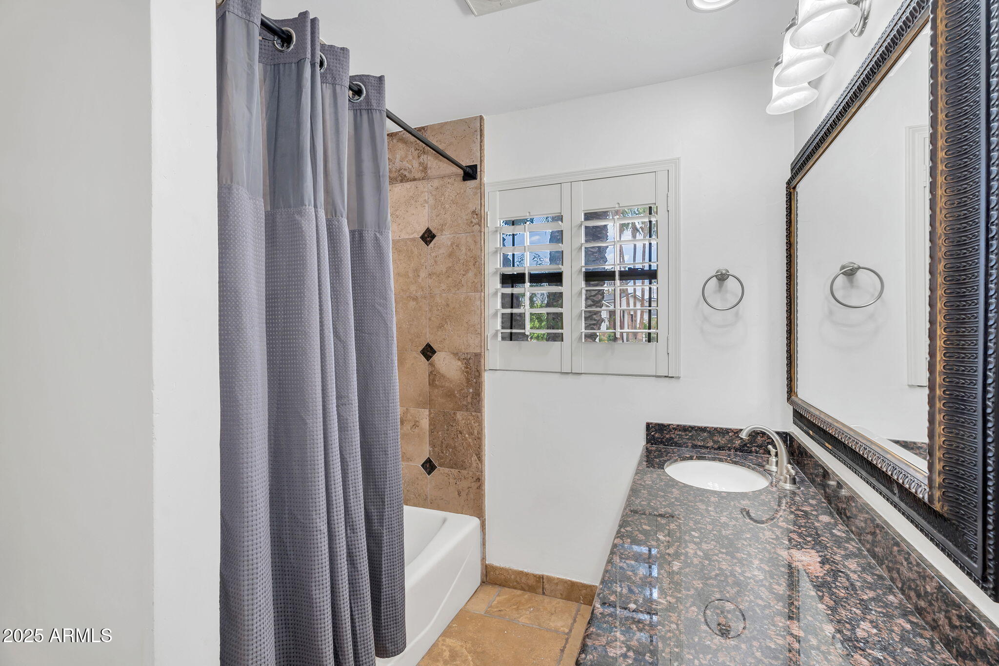 5307 N 32ND Place