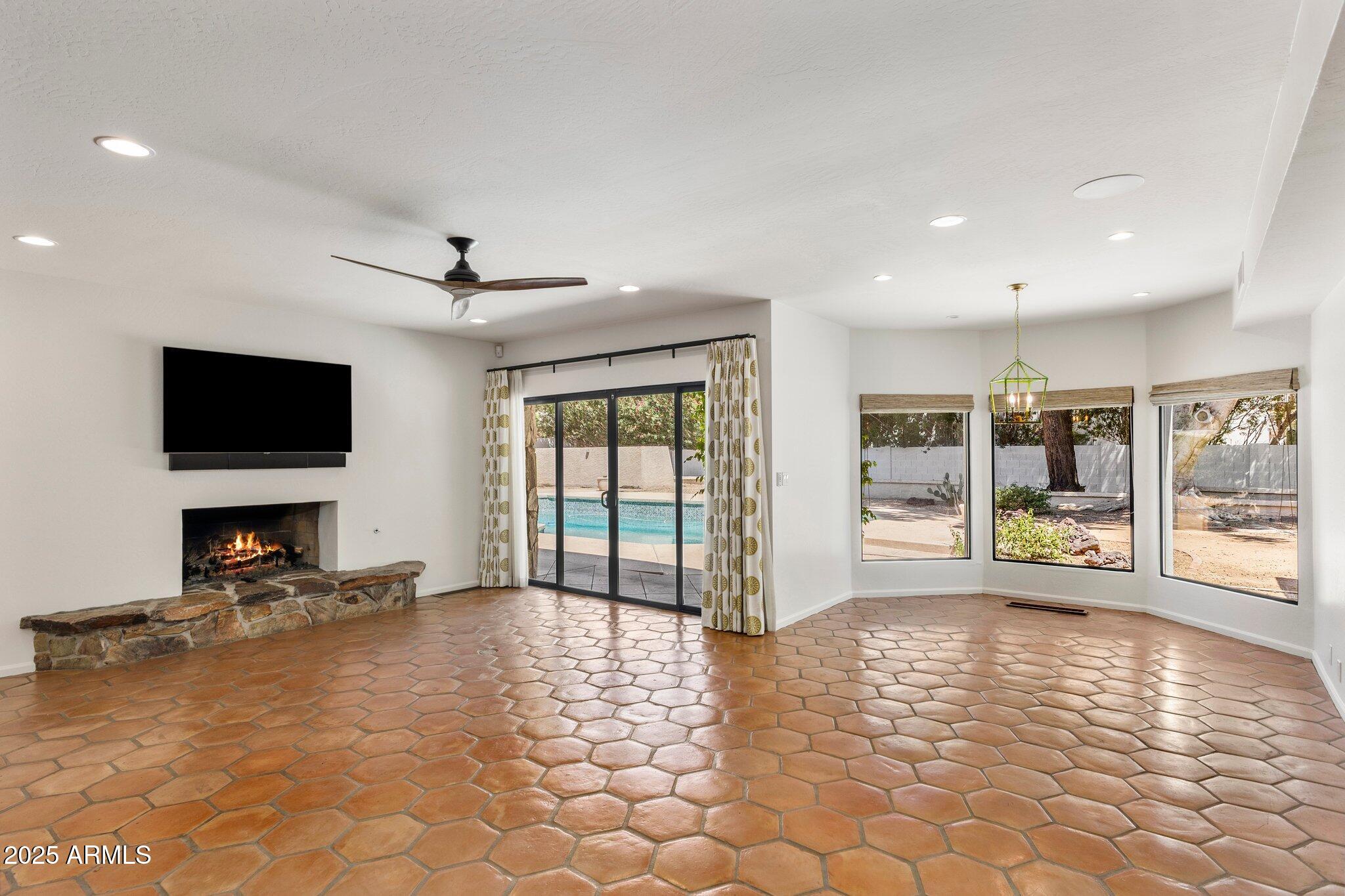 6319 E Mariposa Street