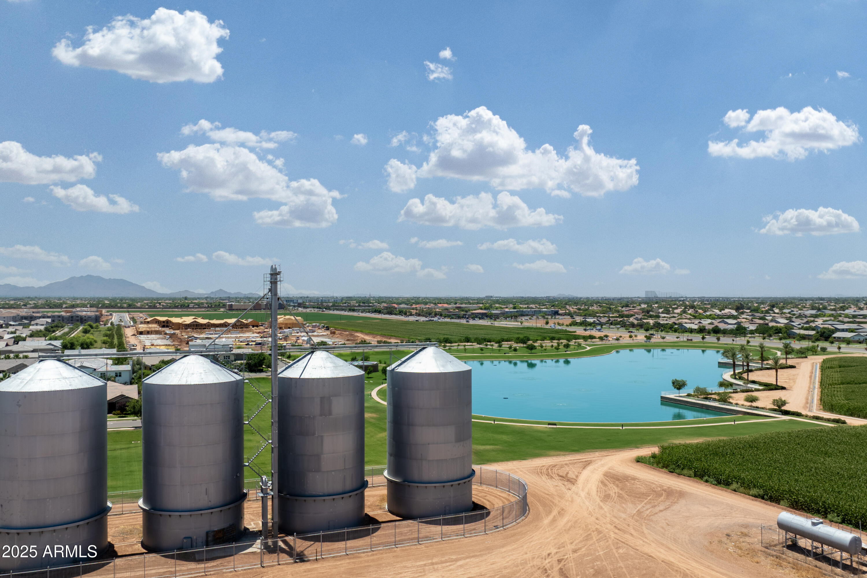 3133 E SILO Drive