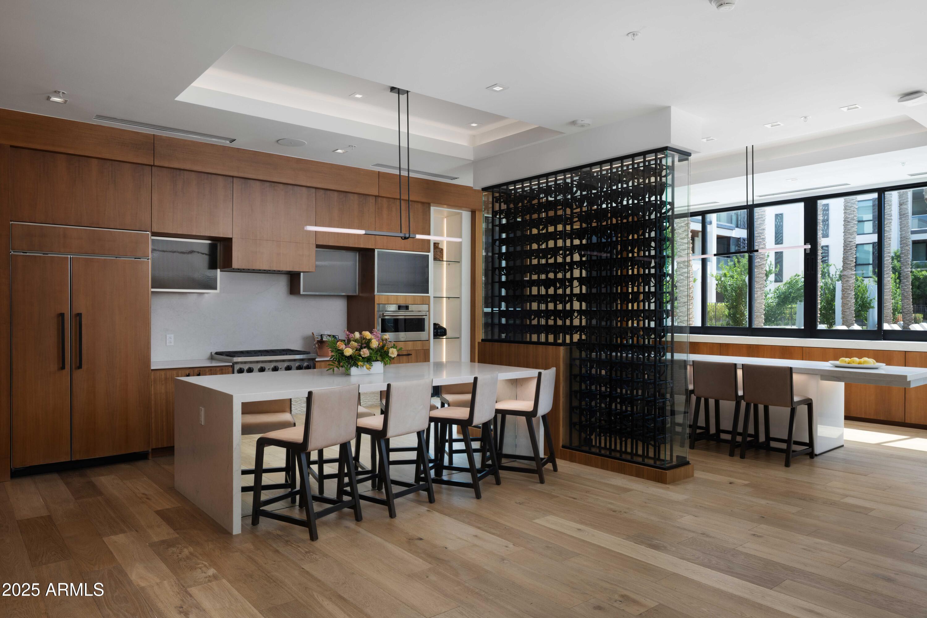 6587 N PALMERAIE Boulevard 1050