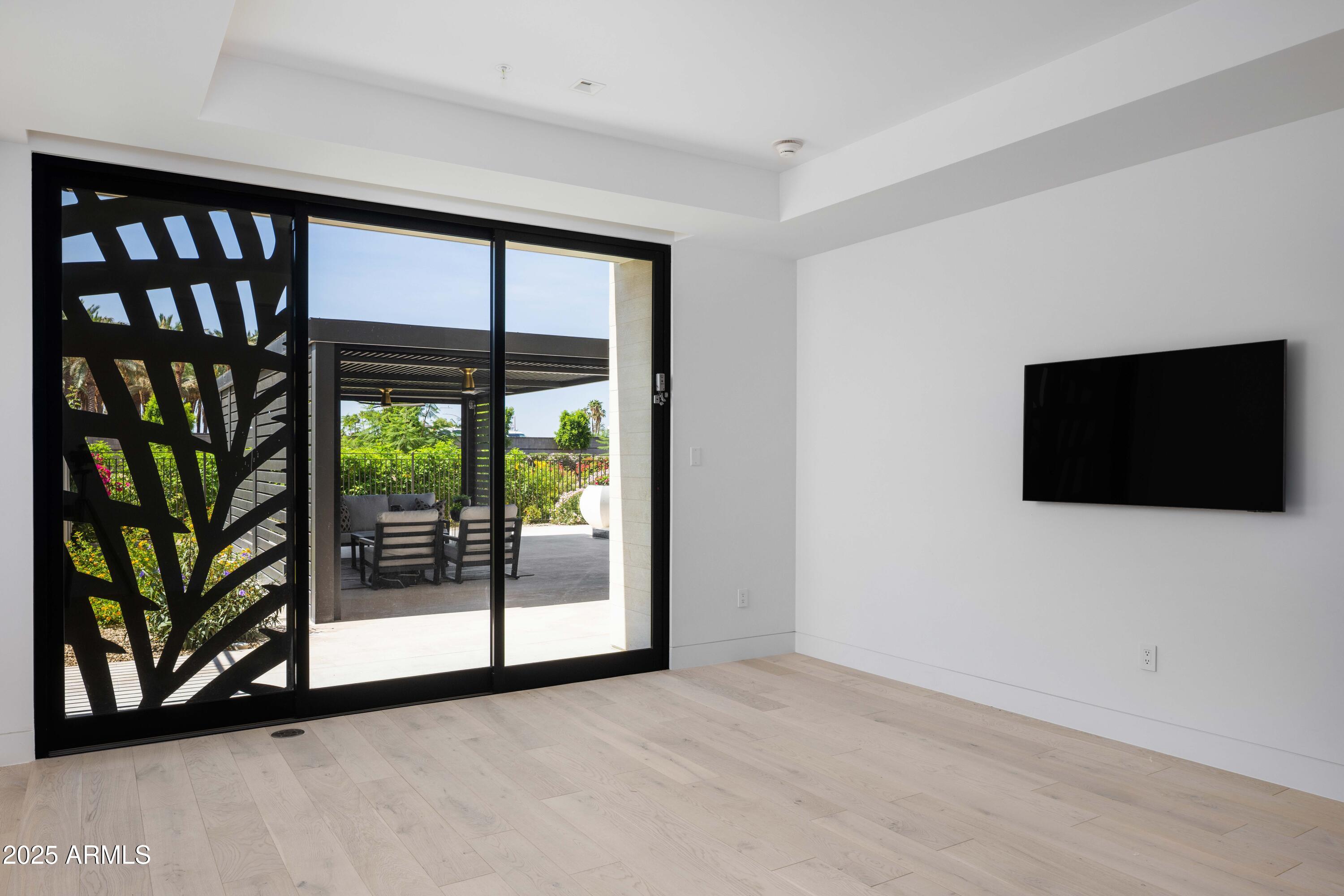 6587 N PALMERAIE Boulevard 1050