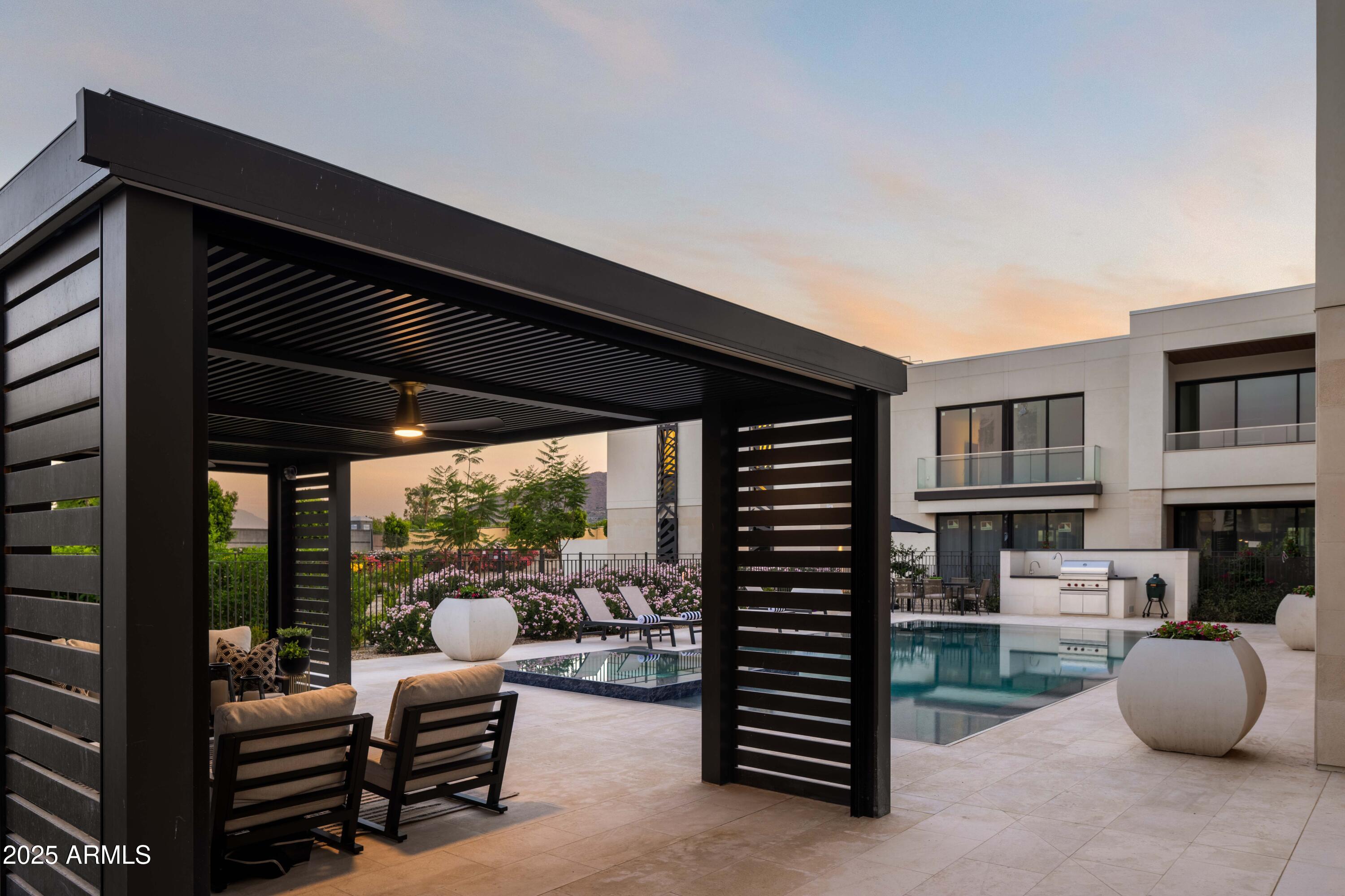 6587 N PALMERAIE Boulevard 1050