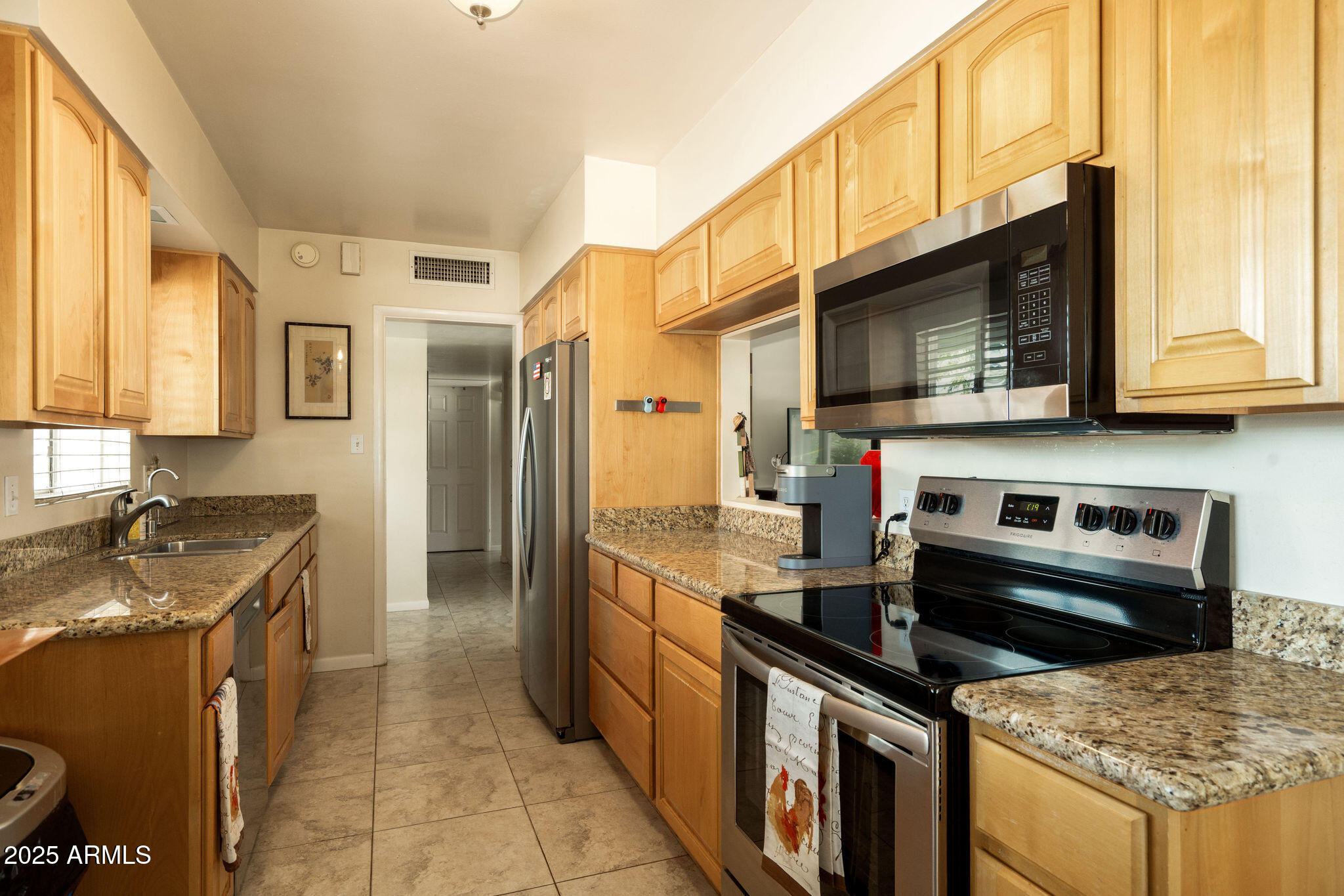 5438 E AVALON Drive