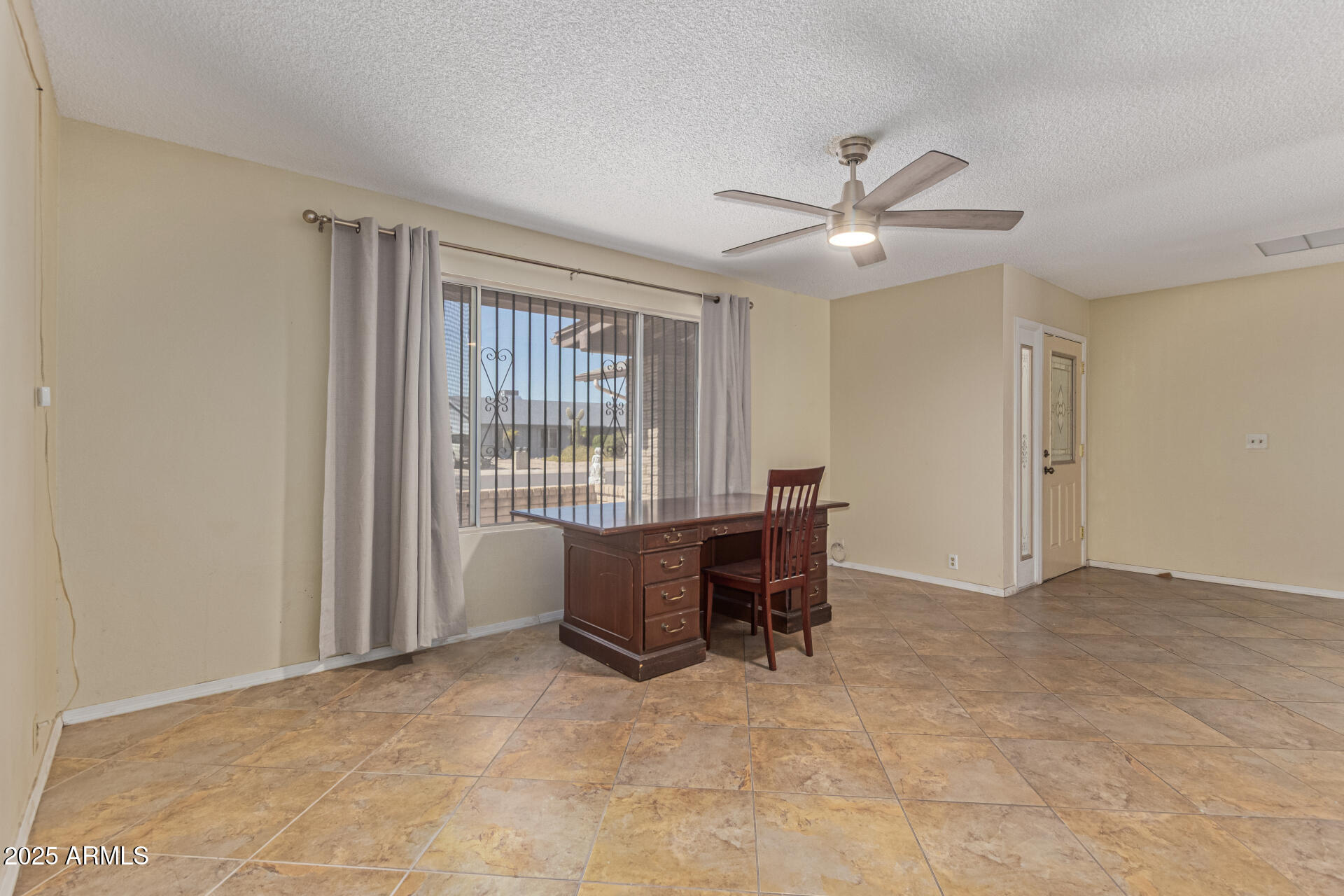 5322 W Orchid Lane