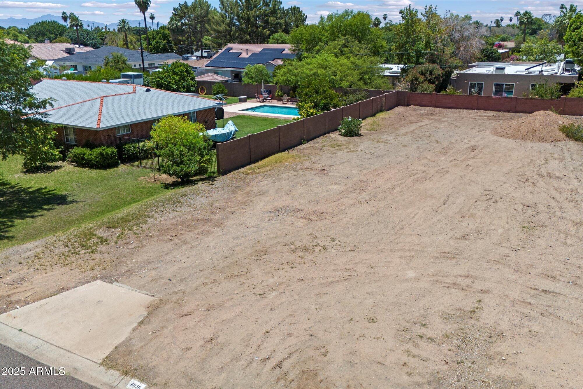 6834 N 13th Place 2