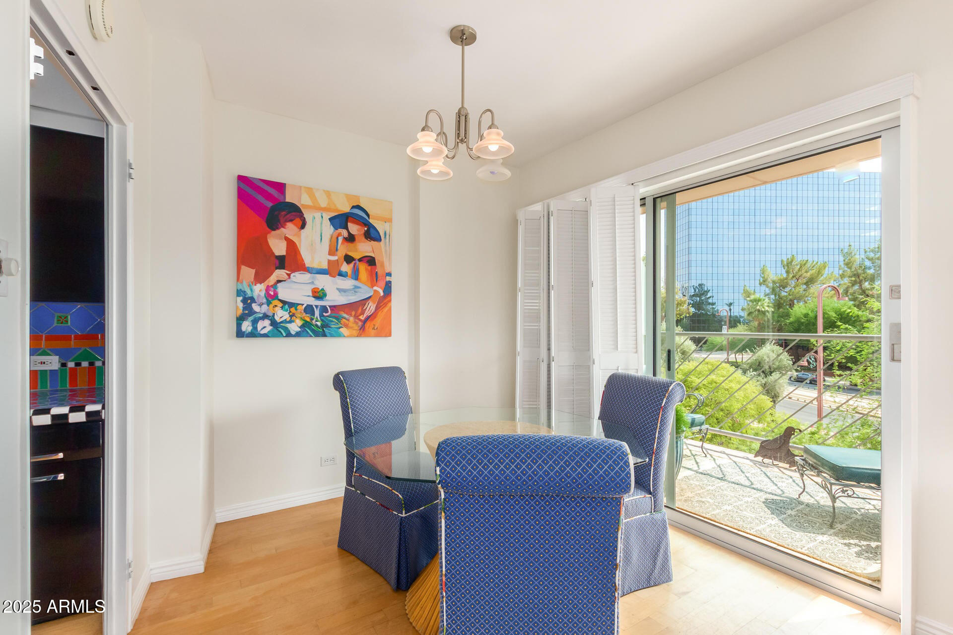 2201 N CENTRAL Avenue 3D