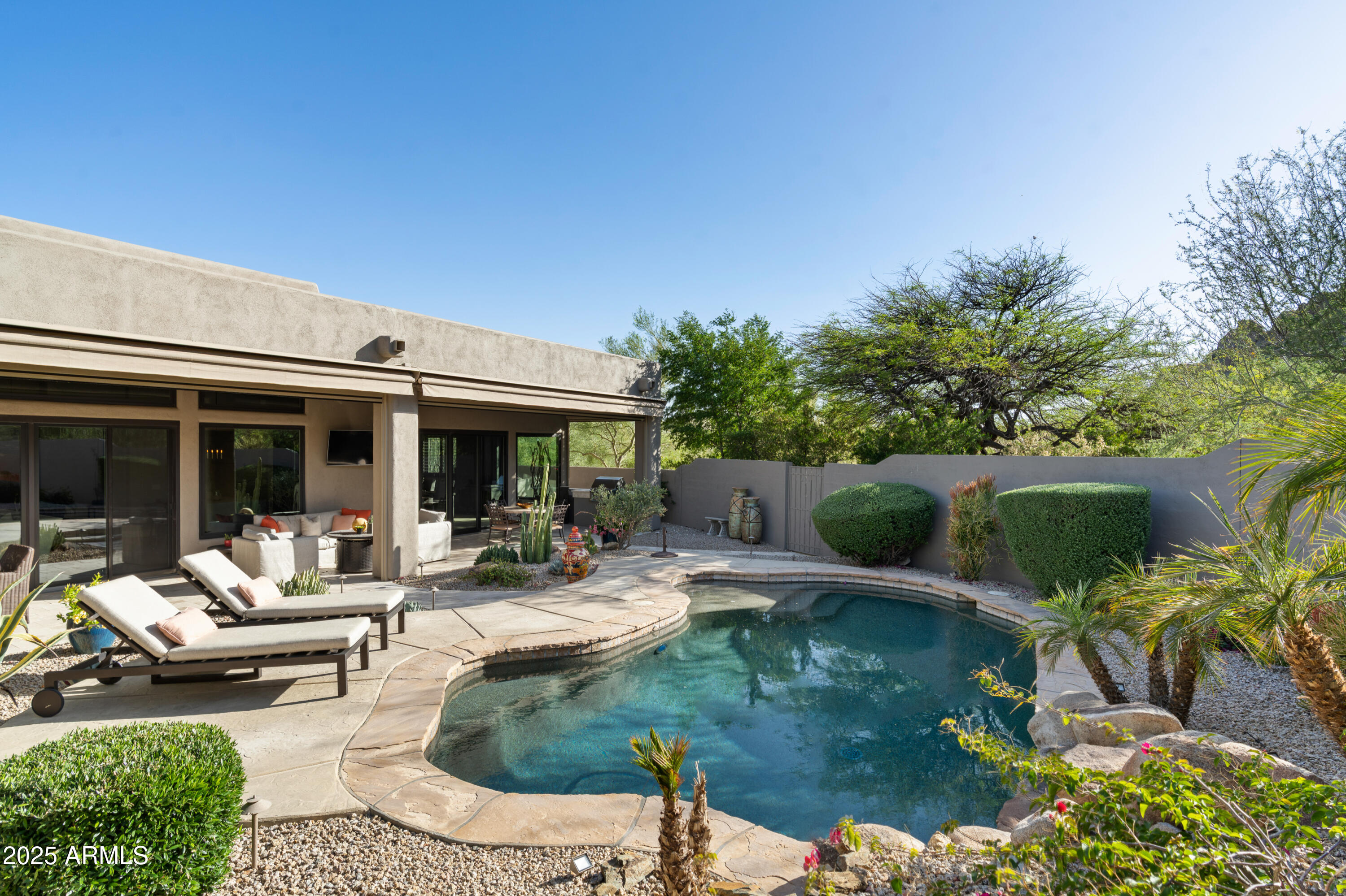 11408 E De La O Road
