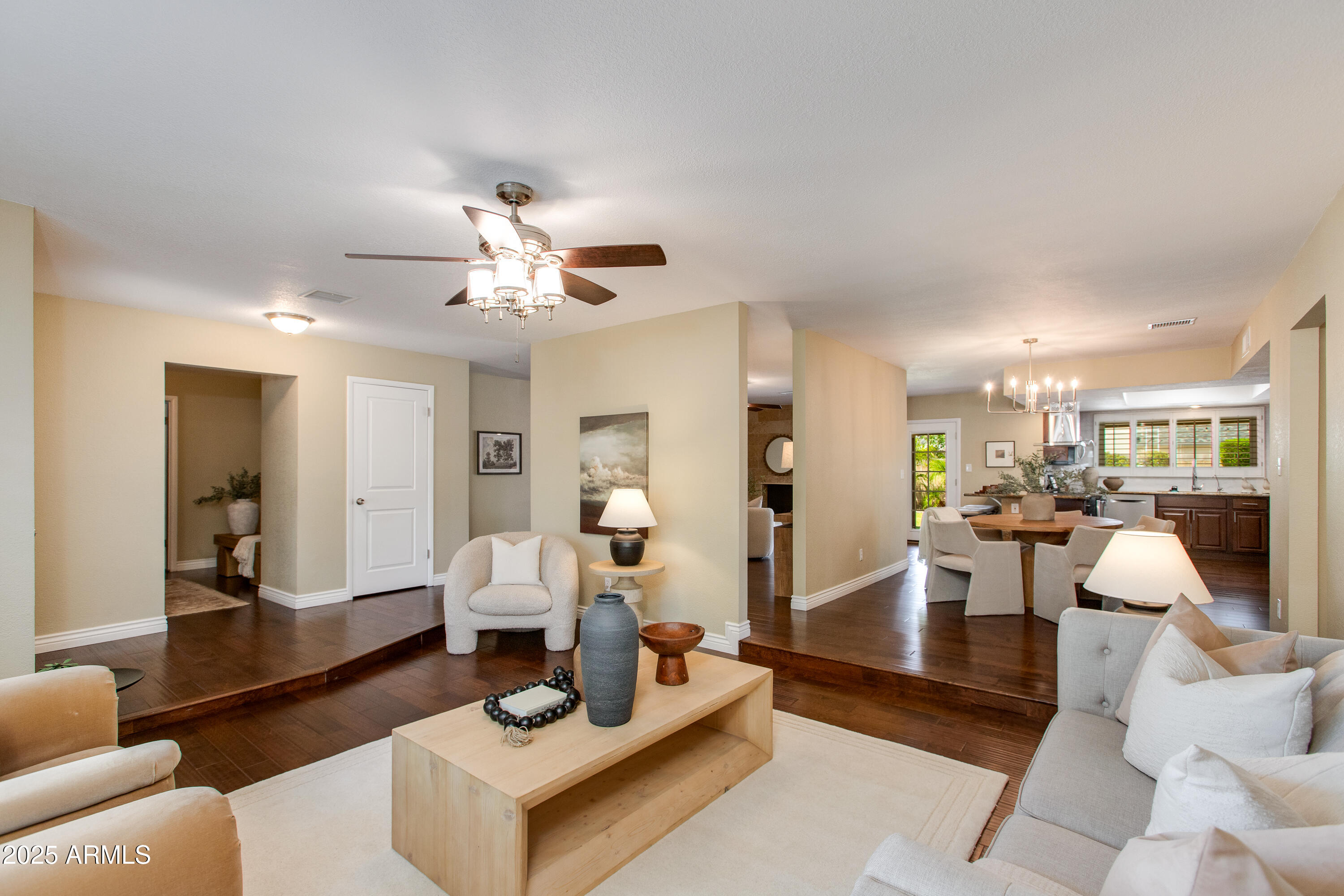 13602 N 49TH Place