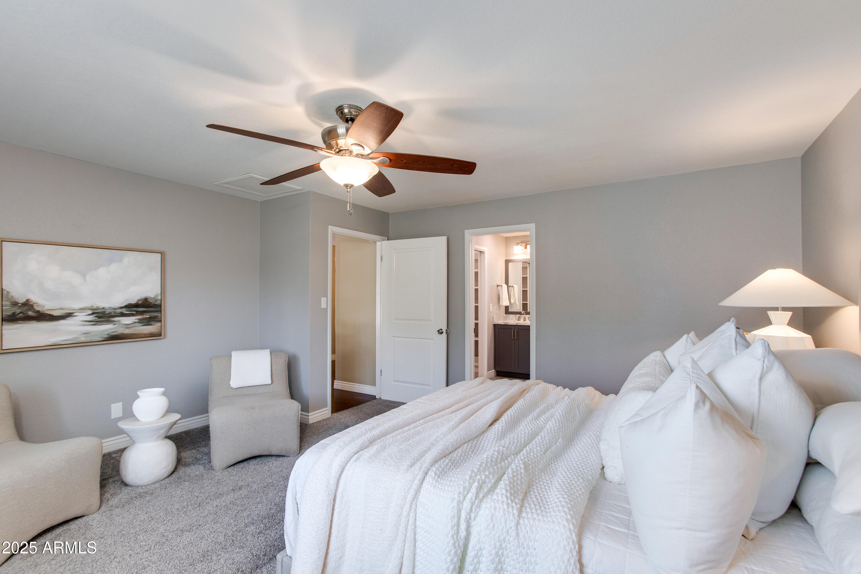 13602 N 49TH Place
