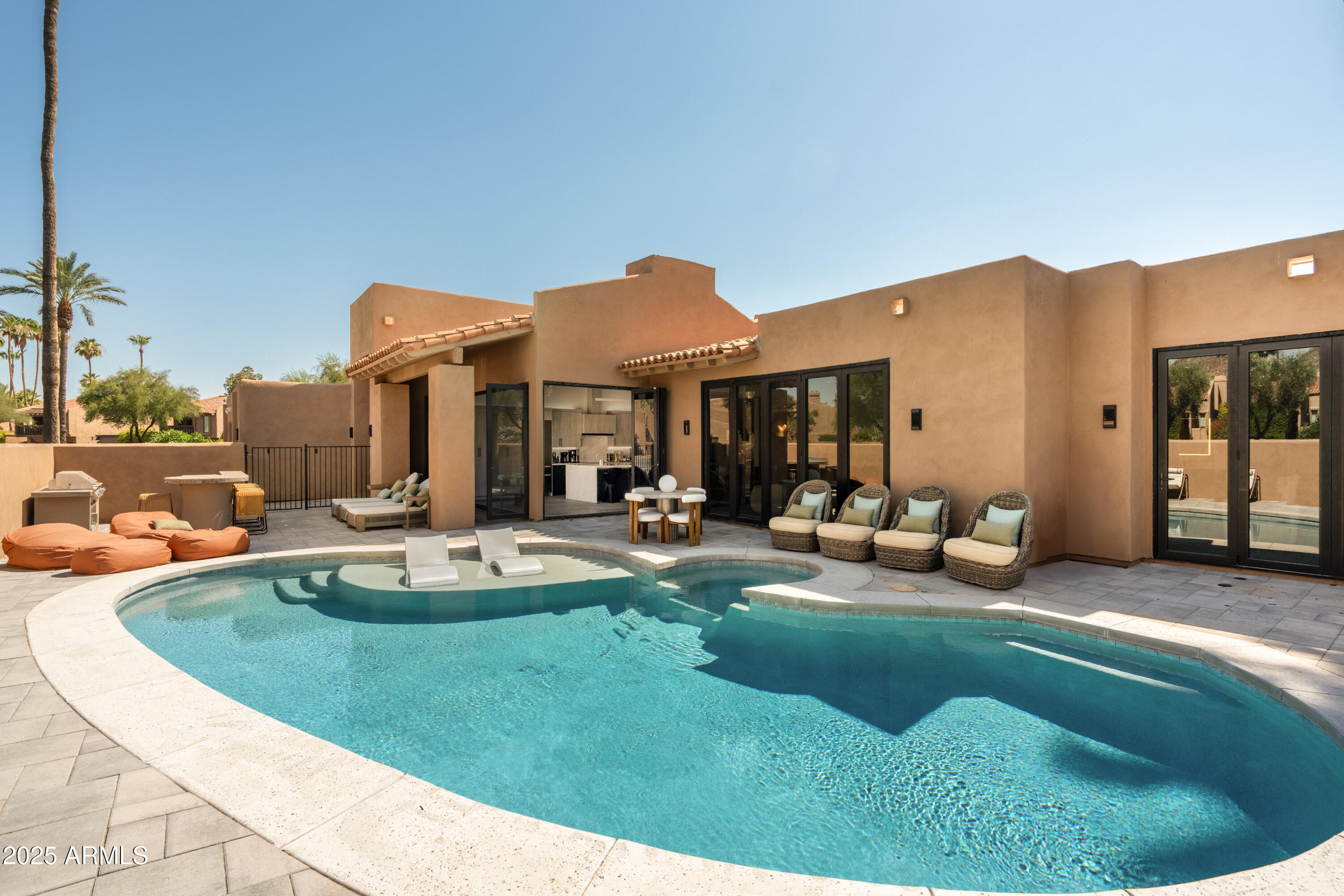 4440 E CAMELBACK Road 31