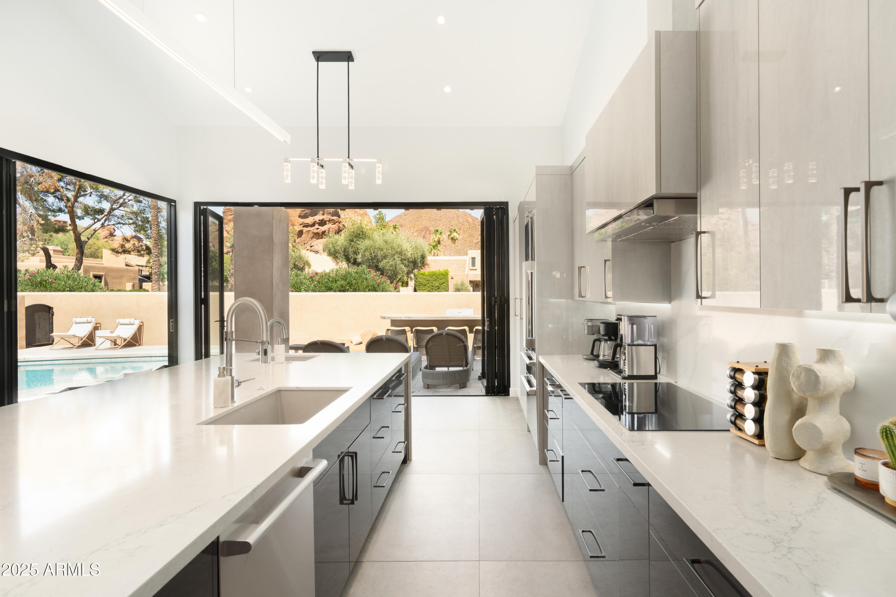 4440 E CAMELBACK Road 31