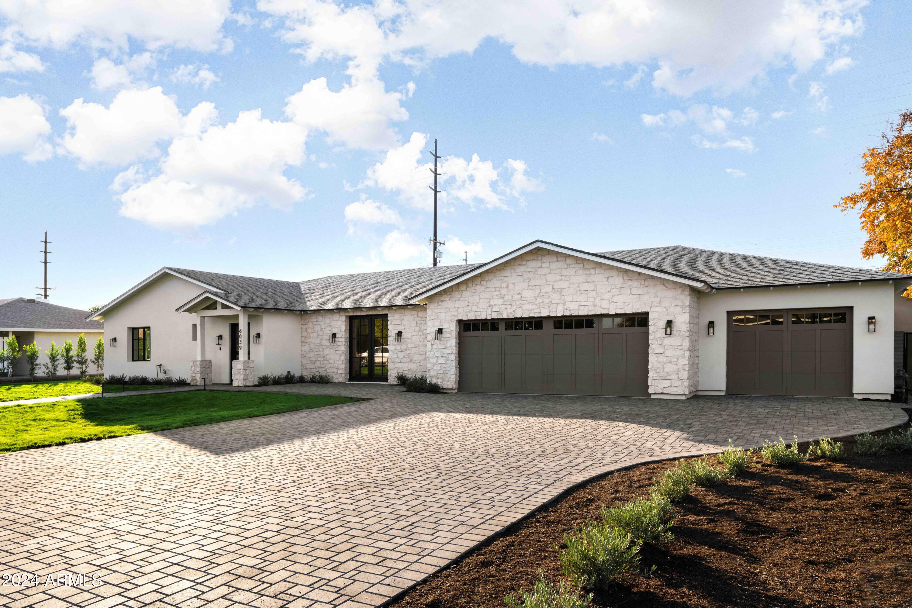 6039 E CALLE CAMELIA