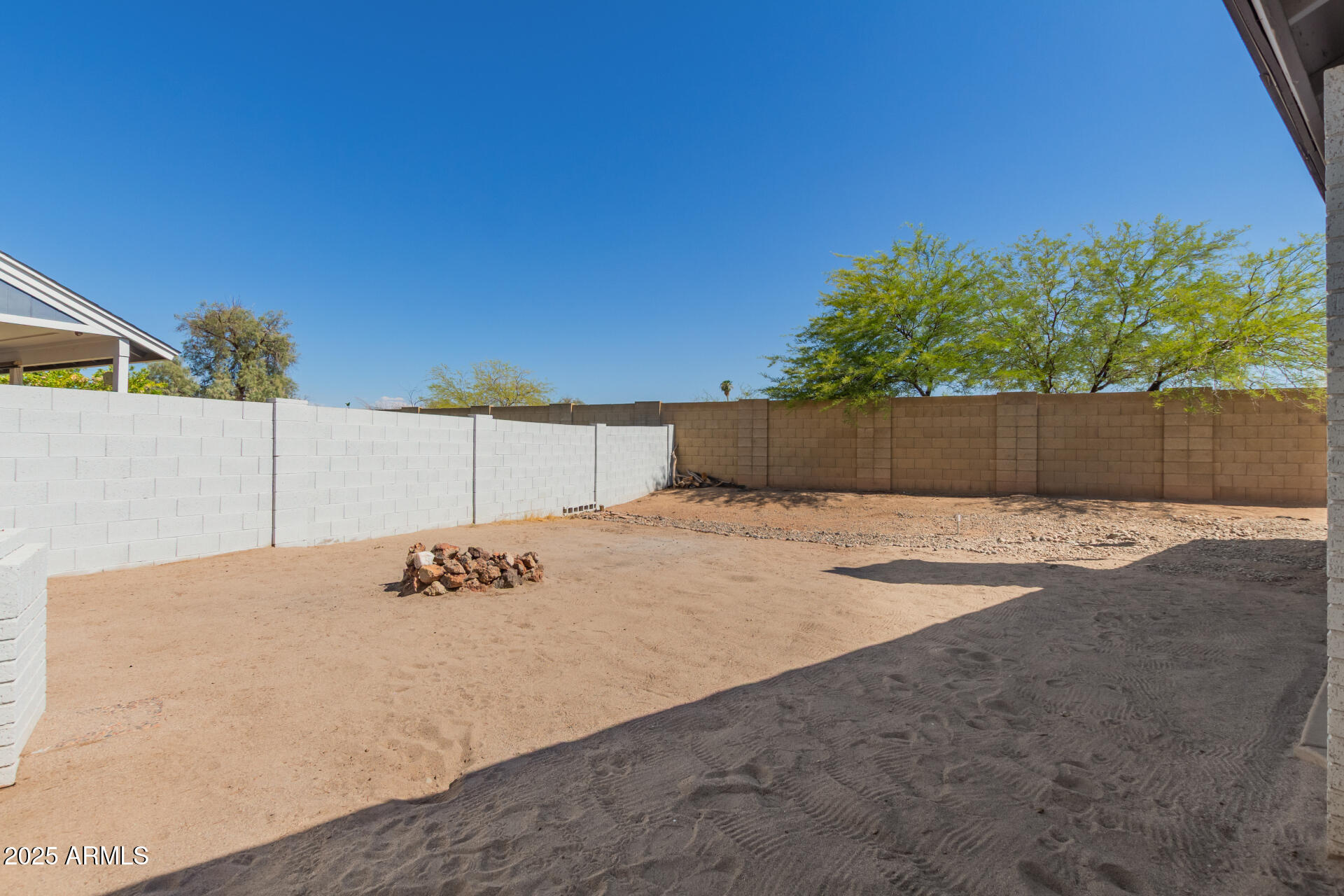 1145 W CARSON Drive