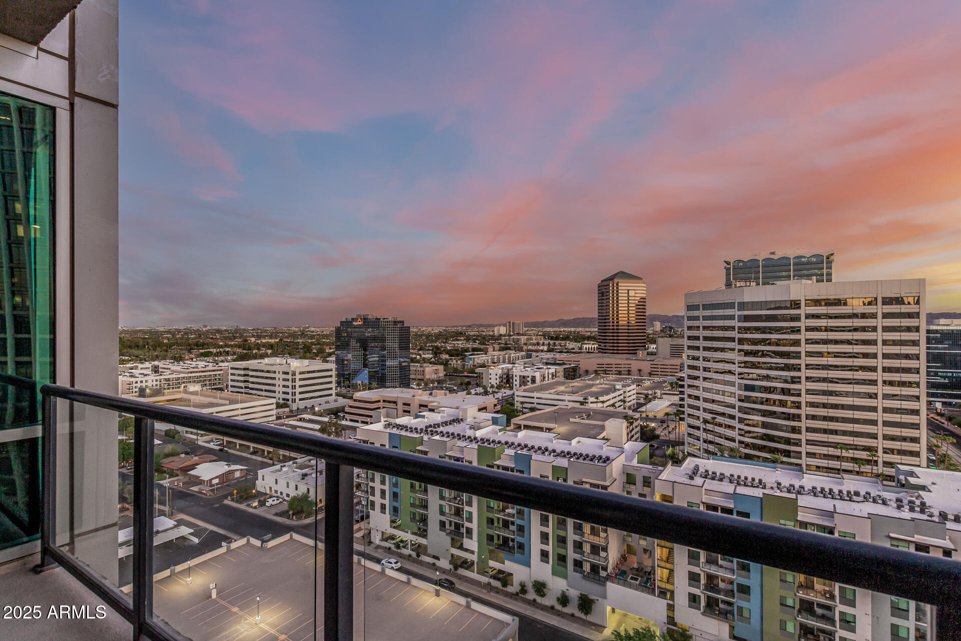 1 E LEXINGTON Avenue 1402