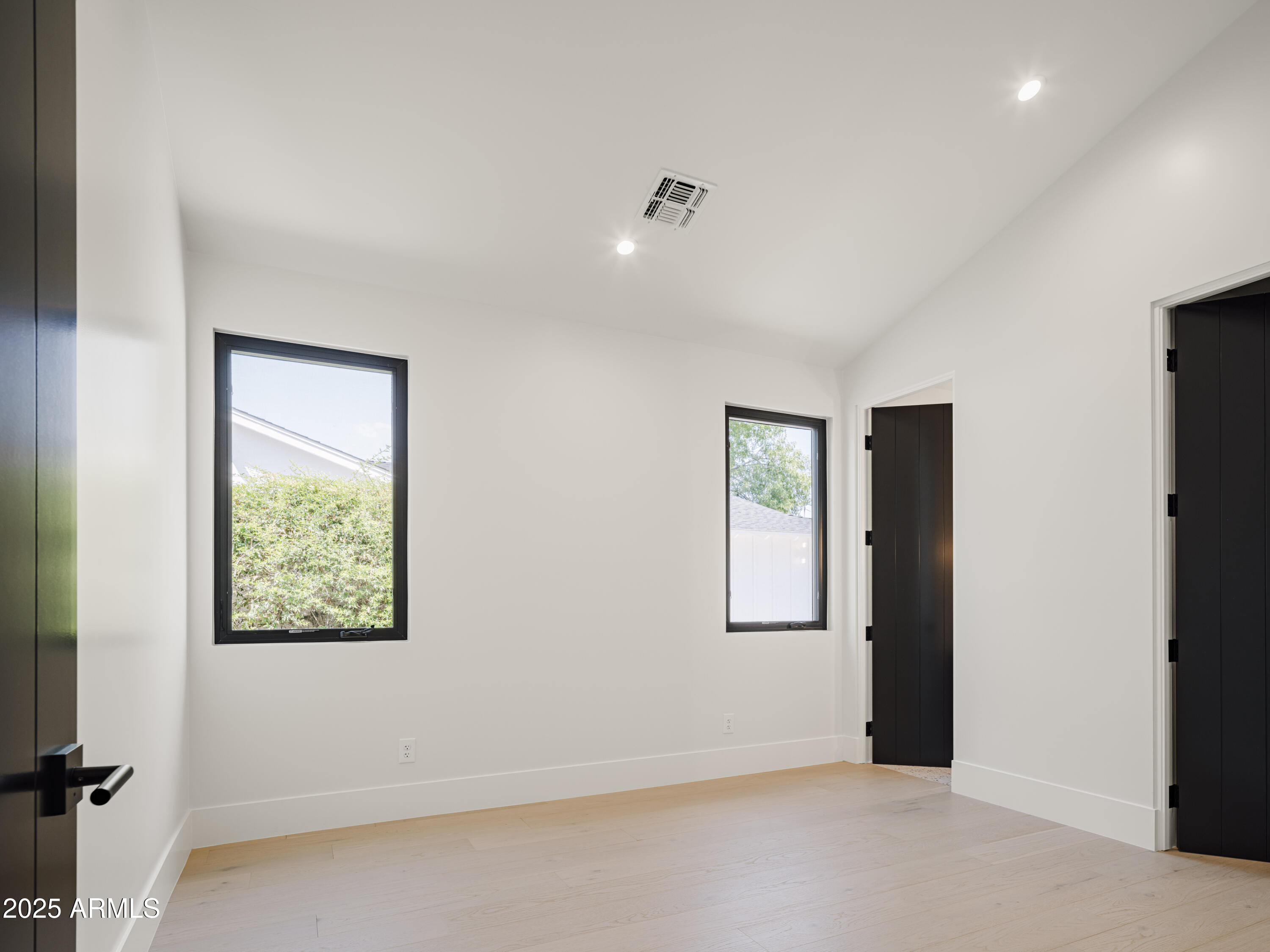 3046 N 45TH Street