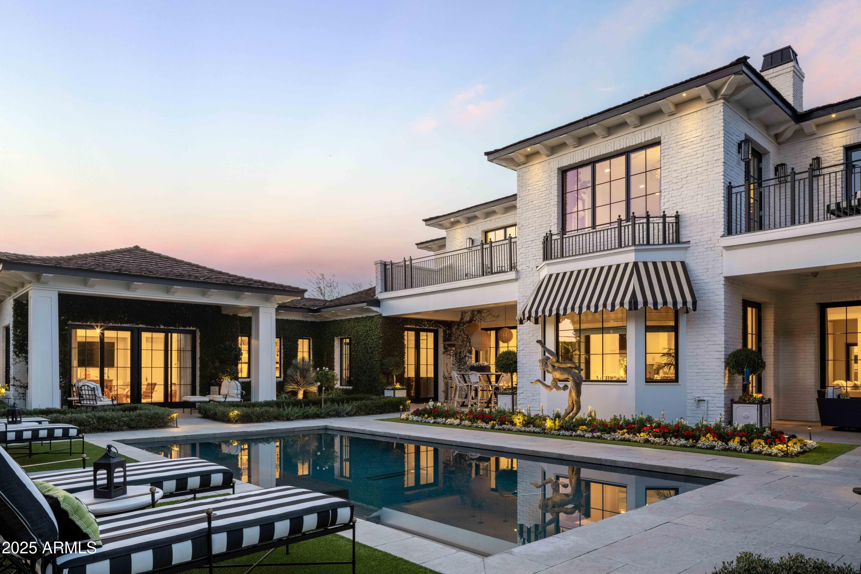 5915 E Calle Del Sud