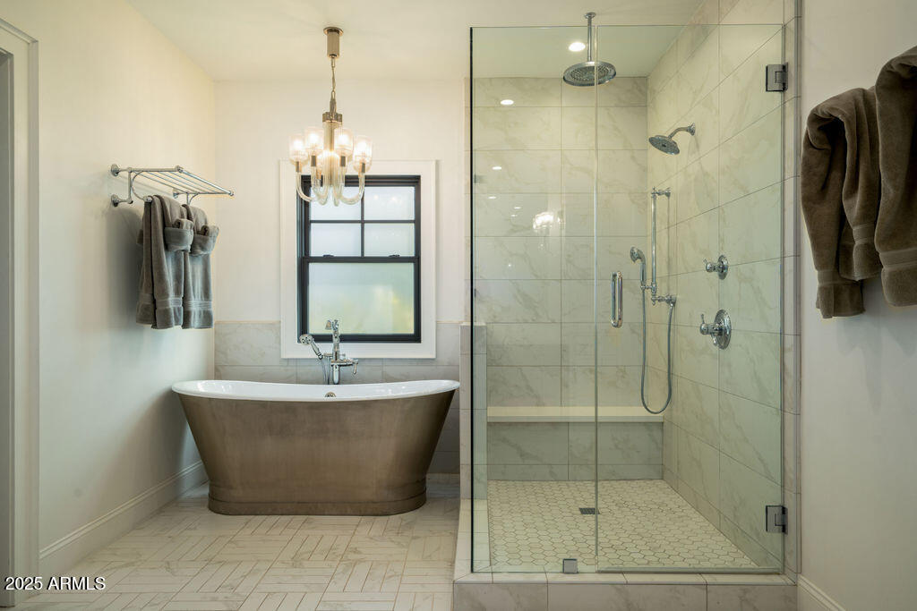 5838 E Calle Del Paisano