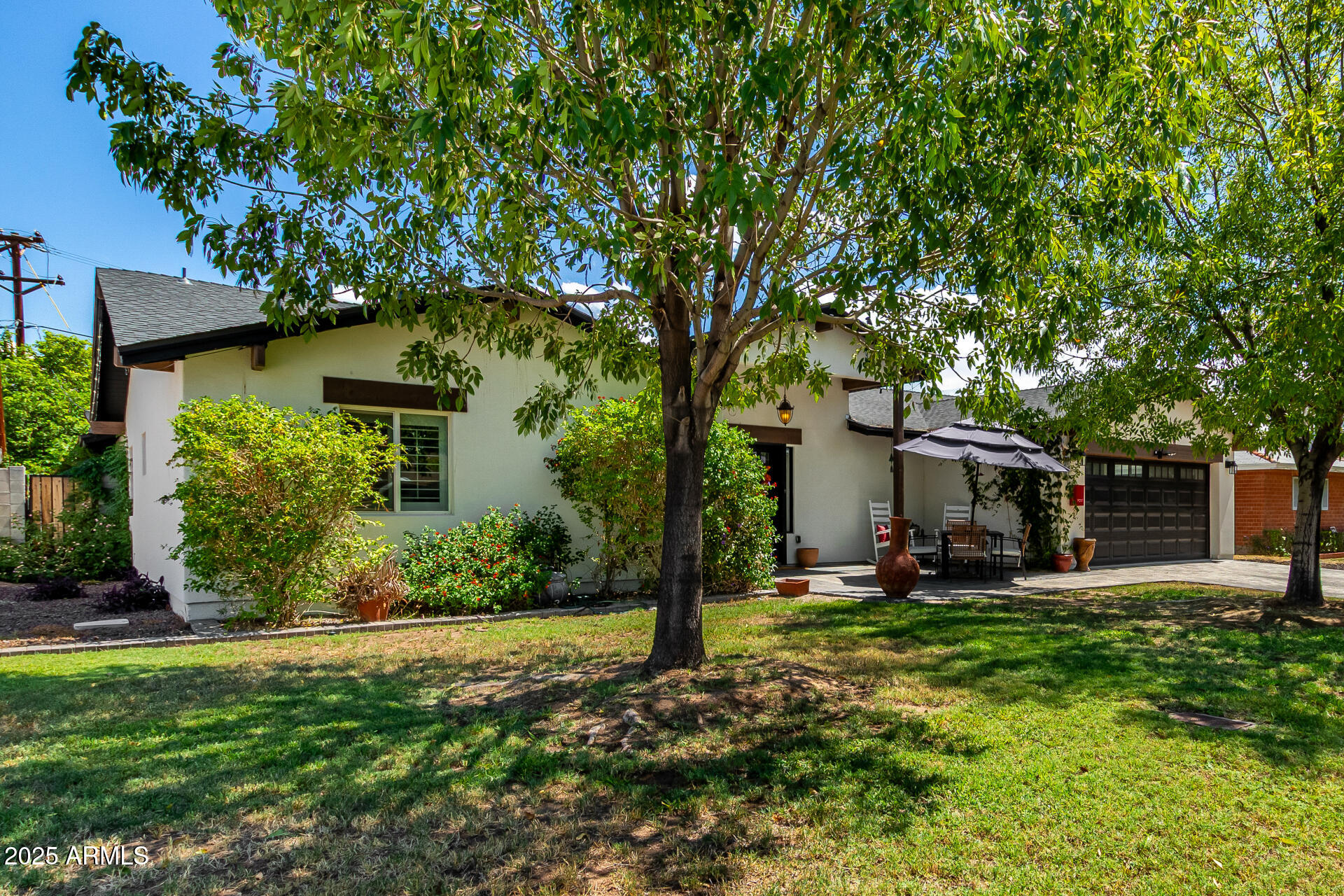3439 N 45TH Place