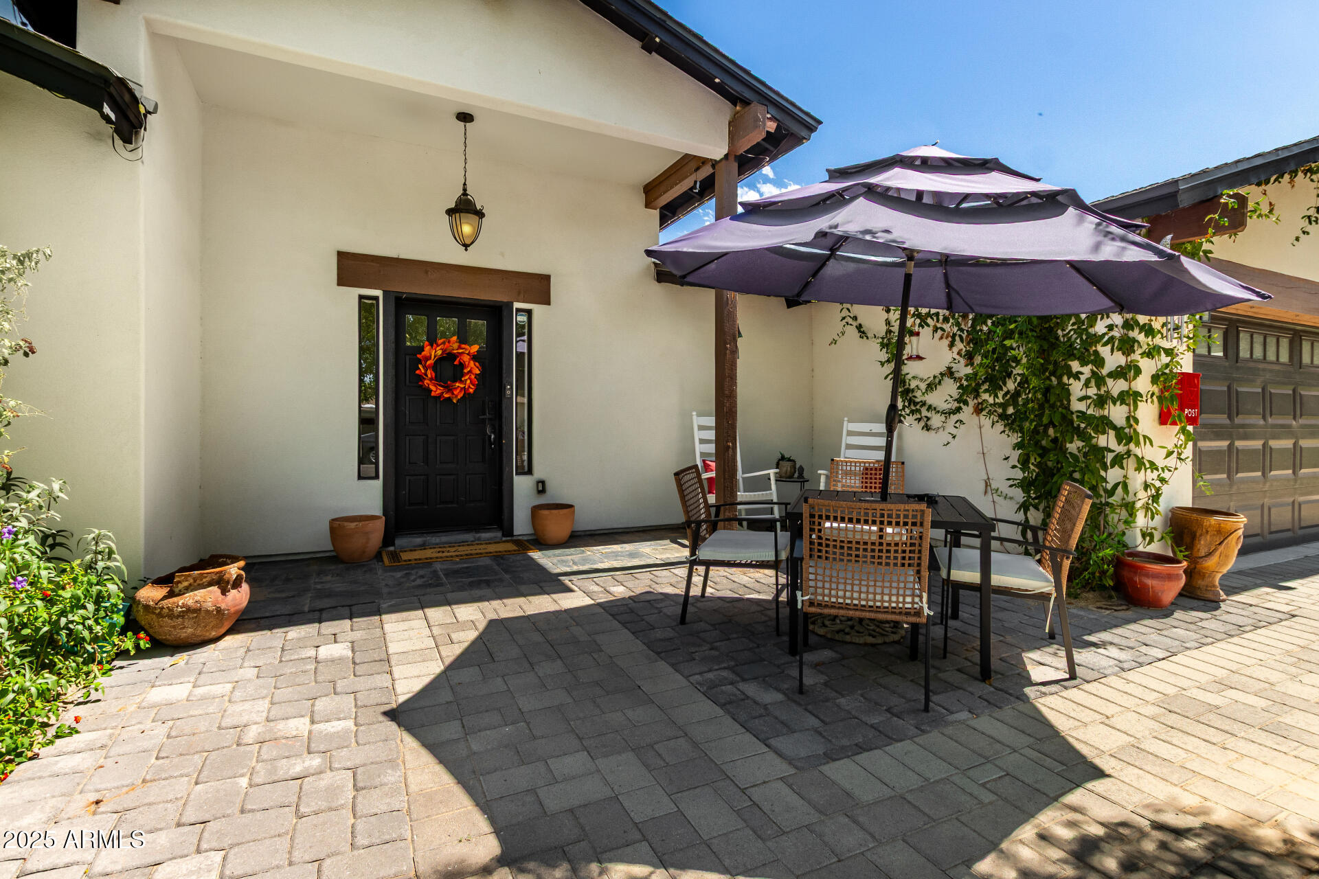 3439 N 45TH Place