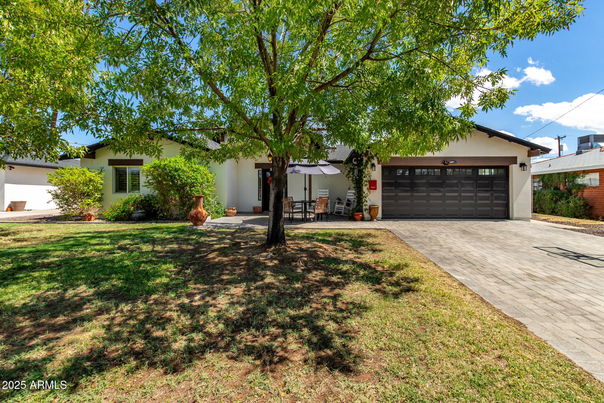 3439 N 45TH Place
