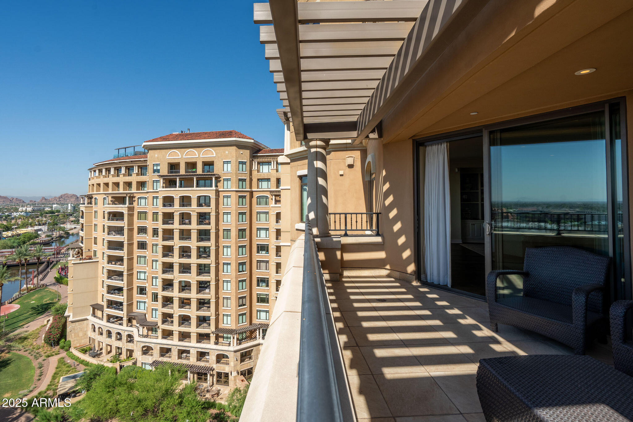 7181 E Camelback Road 1105