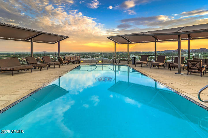 7181 E Camelback Road 1105