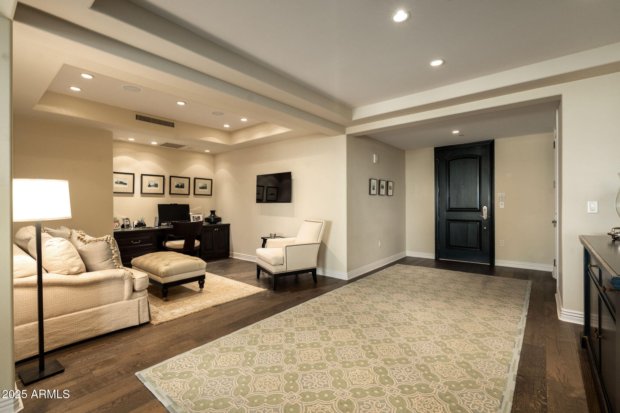 7181 E Camelback Road 1105