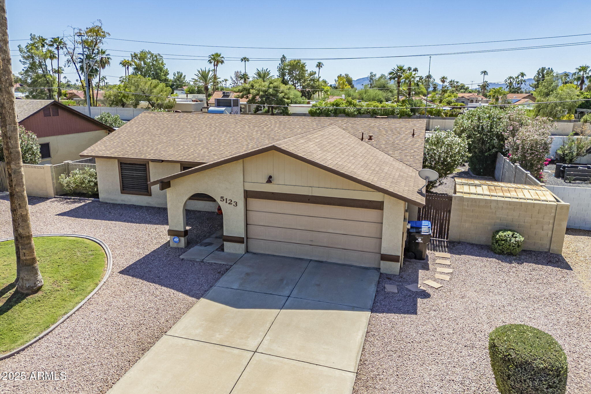 5123 E BECK Lane