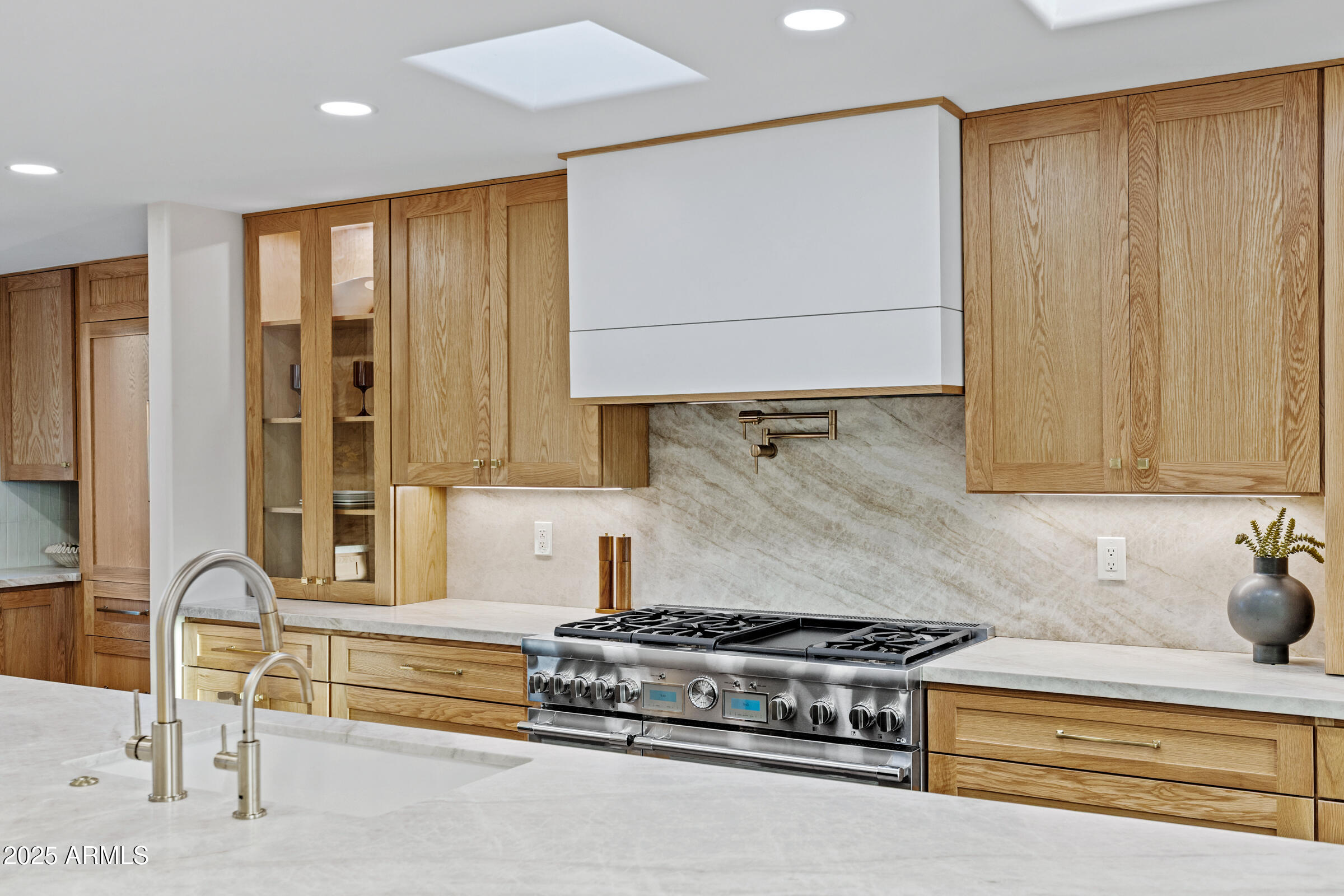 8436 N VIA LINDA