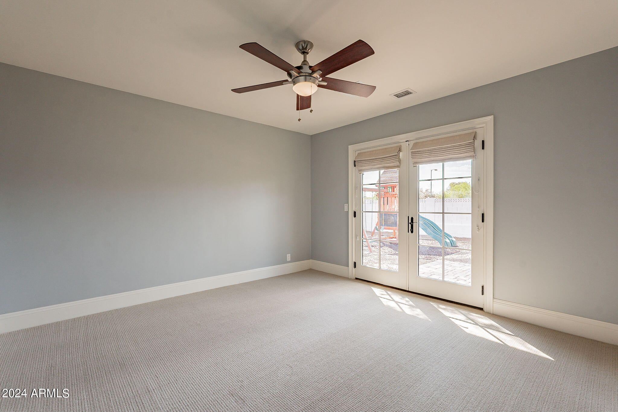 6433 E Calle Camelia